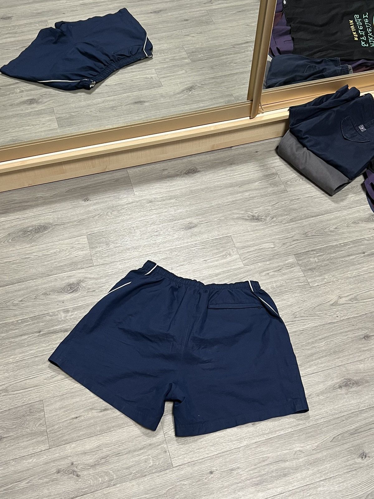 Nike × Vintage Nike vintage men’s size M shorts Size US 34 / EU 50 - 3 Thumbnail