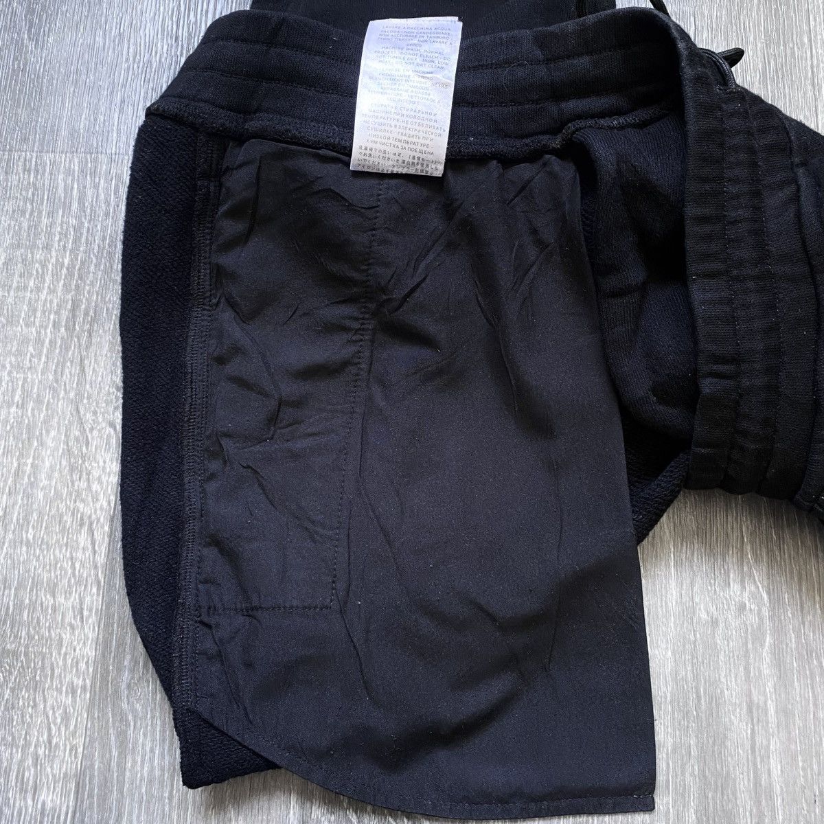 Alexander McQueen Alexander McQueen Skull Embroidered Logo Joggers Sweatpants Size US 36 / EU 52 - 12 Thumbnail