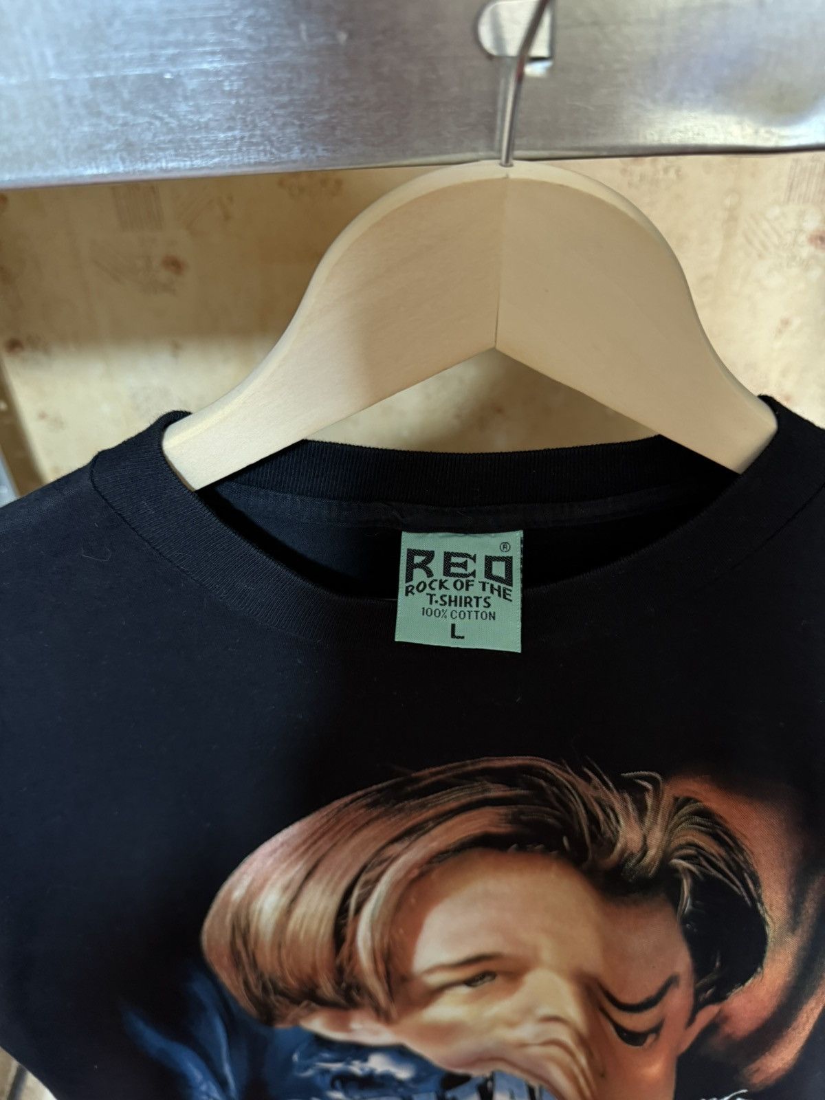 Vintage VINTAGE 90s LEAONARDO DiCAPRIO TITANIC RETRO MOVIE T-SHIRT Size US L / EU 52-54 / 3 - 5 Thumbnail