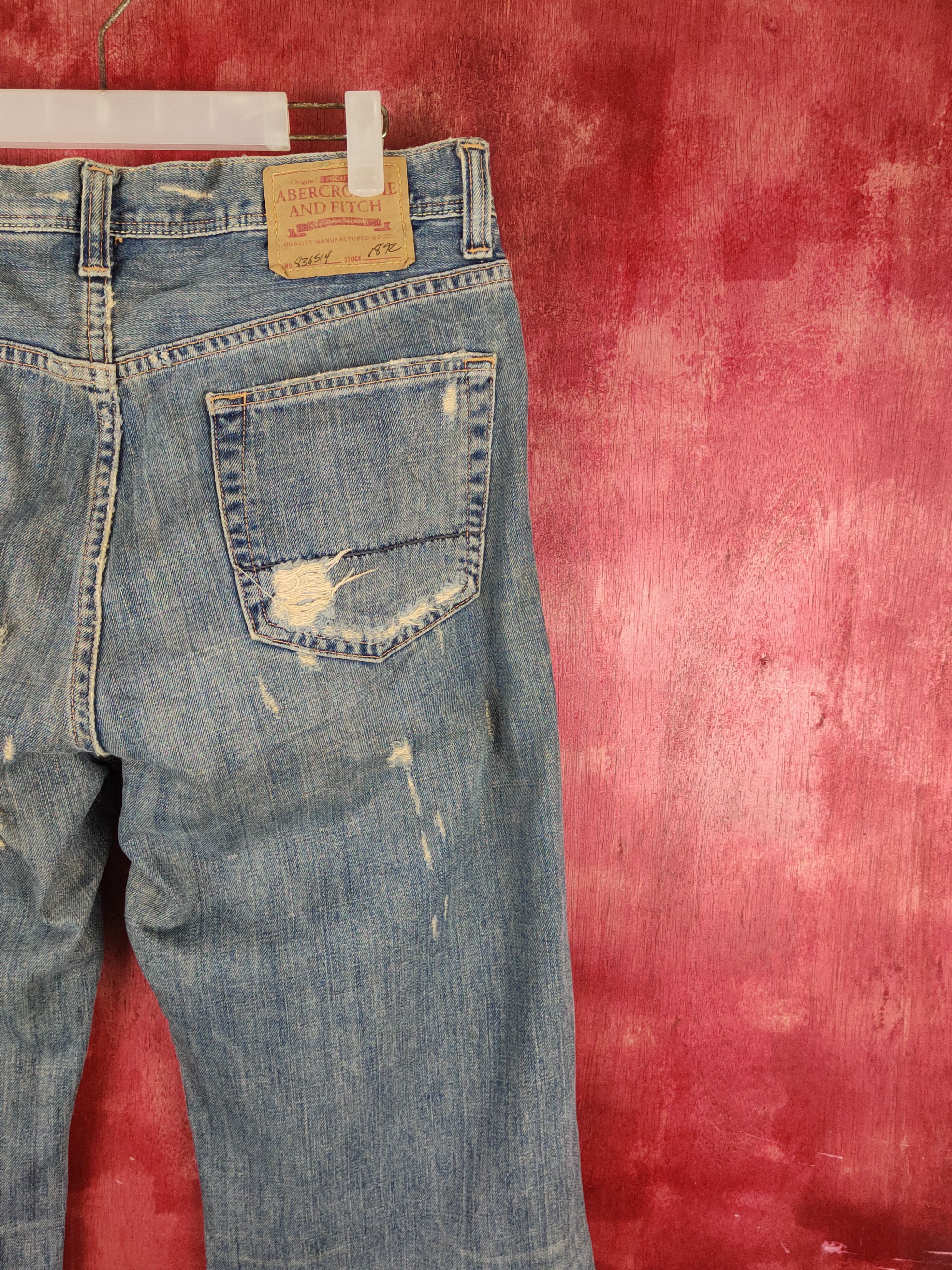 Abercrombie & Fitch Abercrombie &Fitch baggie Faded Ripped Jeans #S1649 Size US 31 - 11 Thumbnail