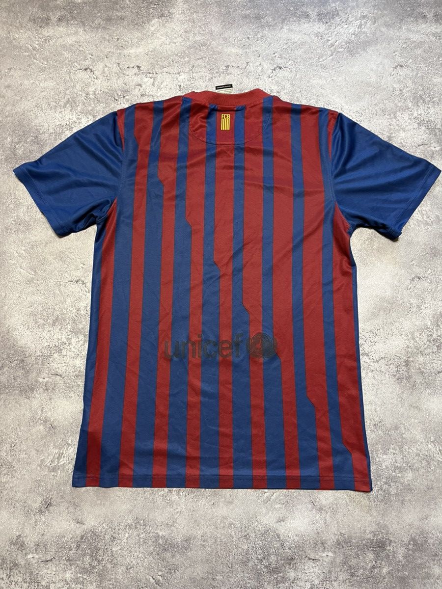 Nike Nike FC Barcelona 2011/2012 soccer jersey Size US S / EU 44-46 / 1 - 3 Thumbnail