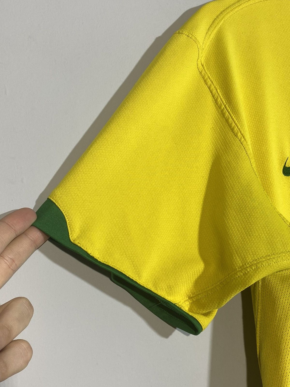 Nike Vintage 00s Nike Brazil National Team Retro Soccer Jersey Size US M / EU 48-50 / 2 - 5 Thumbnail