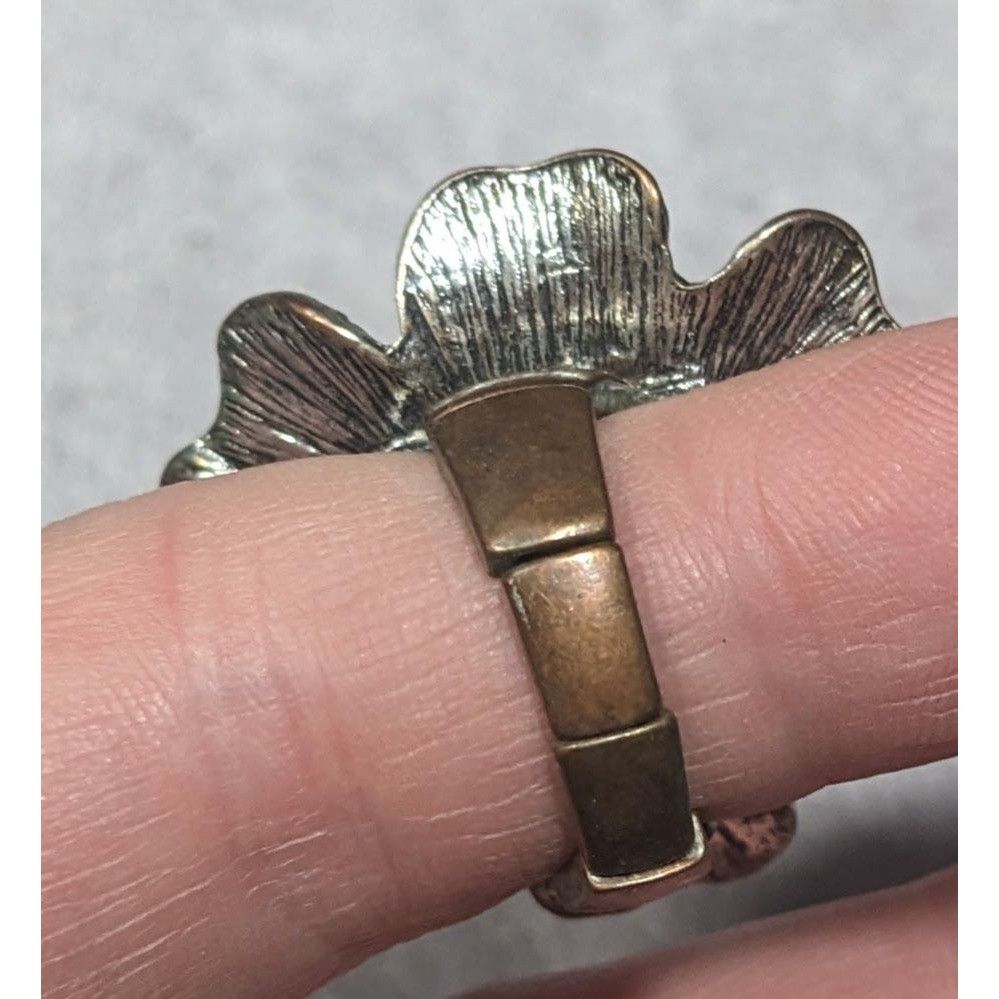 Other Metallic Floral Rhinestone Silver Tone Stretch Ring Size 5 Size ONE SIZE - 12 Thumbnail