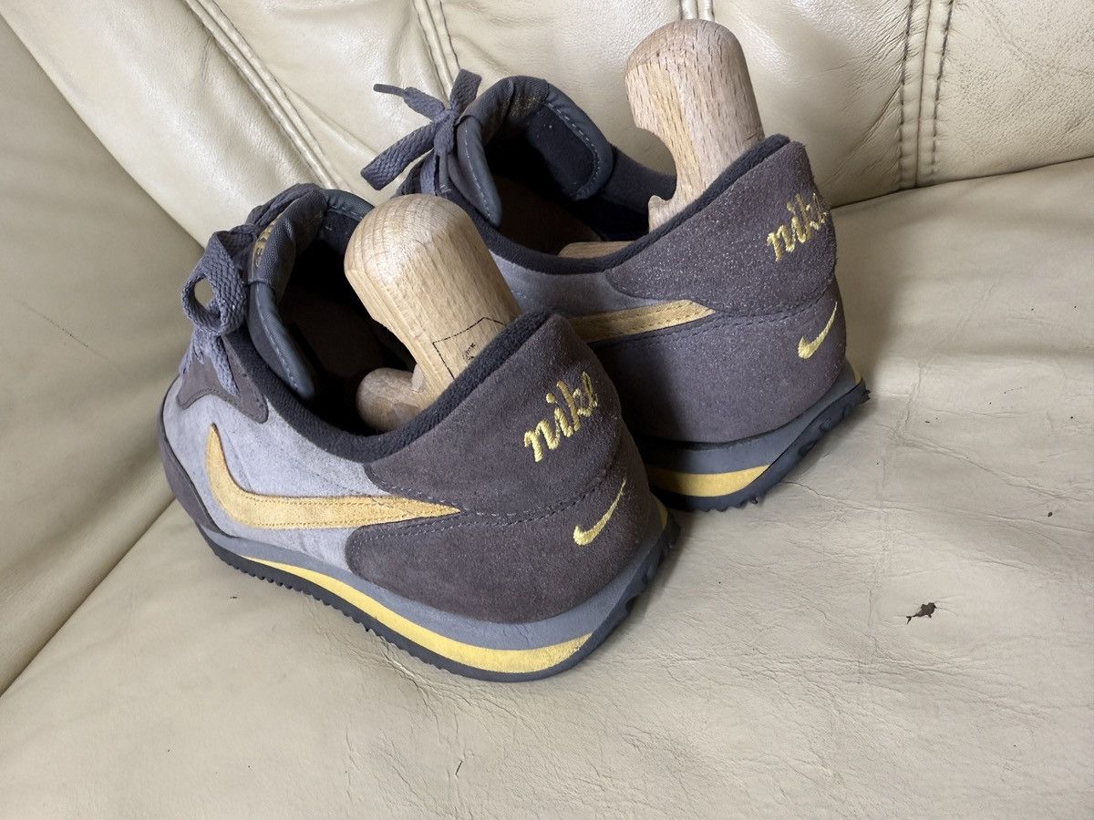 Nike Vibtage Nike Suede Sneackers Y2K RARE Size US 9.5 / EU 42-43 - 7 Thumbnail