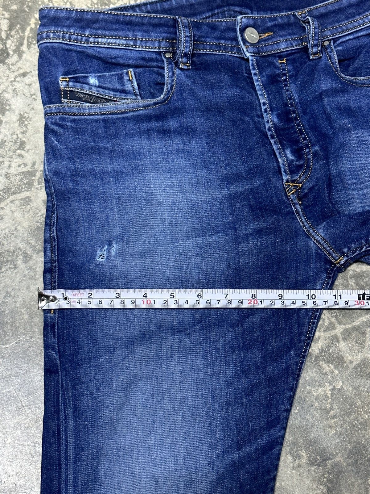 Diesel Diesel Buster Regular Slim Tapered Jeans mens Size US 33 - 16 Thumbnail