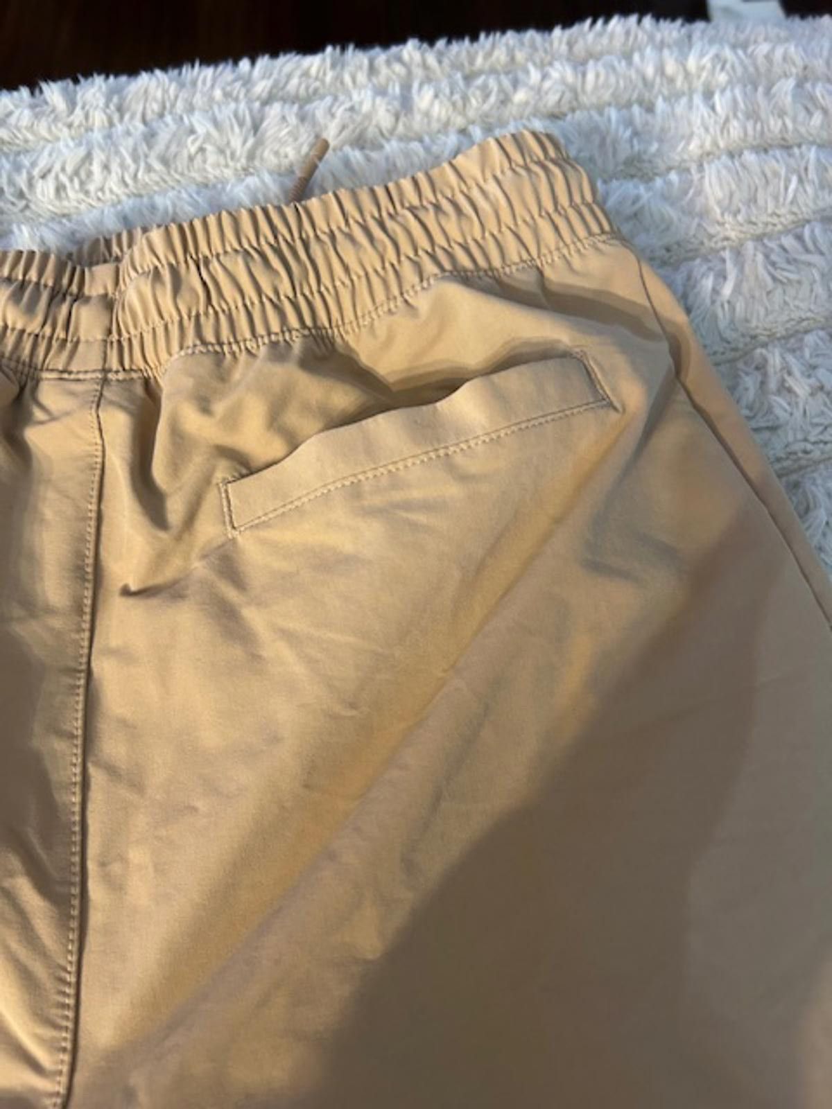 Jordan Brand Boy's Jordan Beige Casual Jogger Pants Size US 26 / EU 42 - 5 Thumbnail