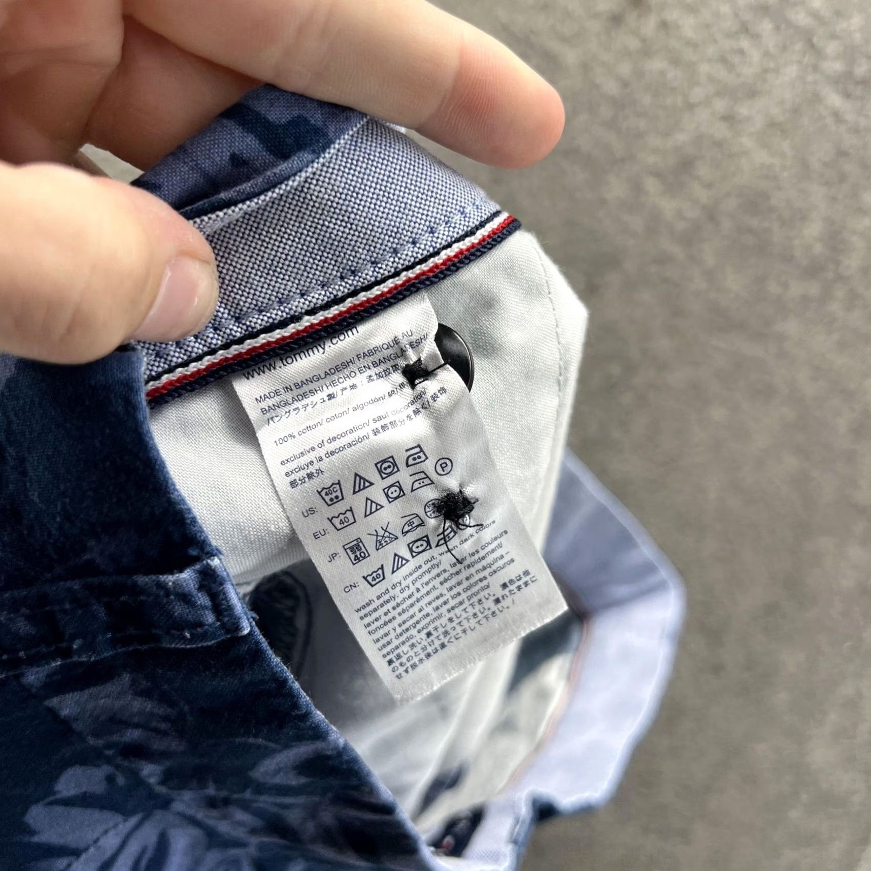Tommy Hilfiger Tommy Hilfiger Shorts Mens 30 Blue Floral Chino Flat Front 10 Inseam Casual Size US 30 / EU 46 - 5 Thumbnail
