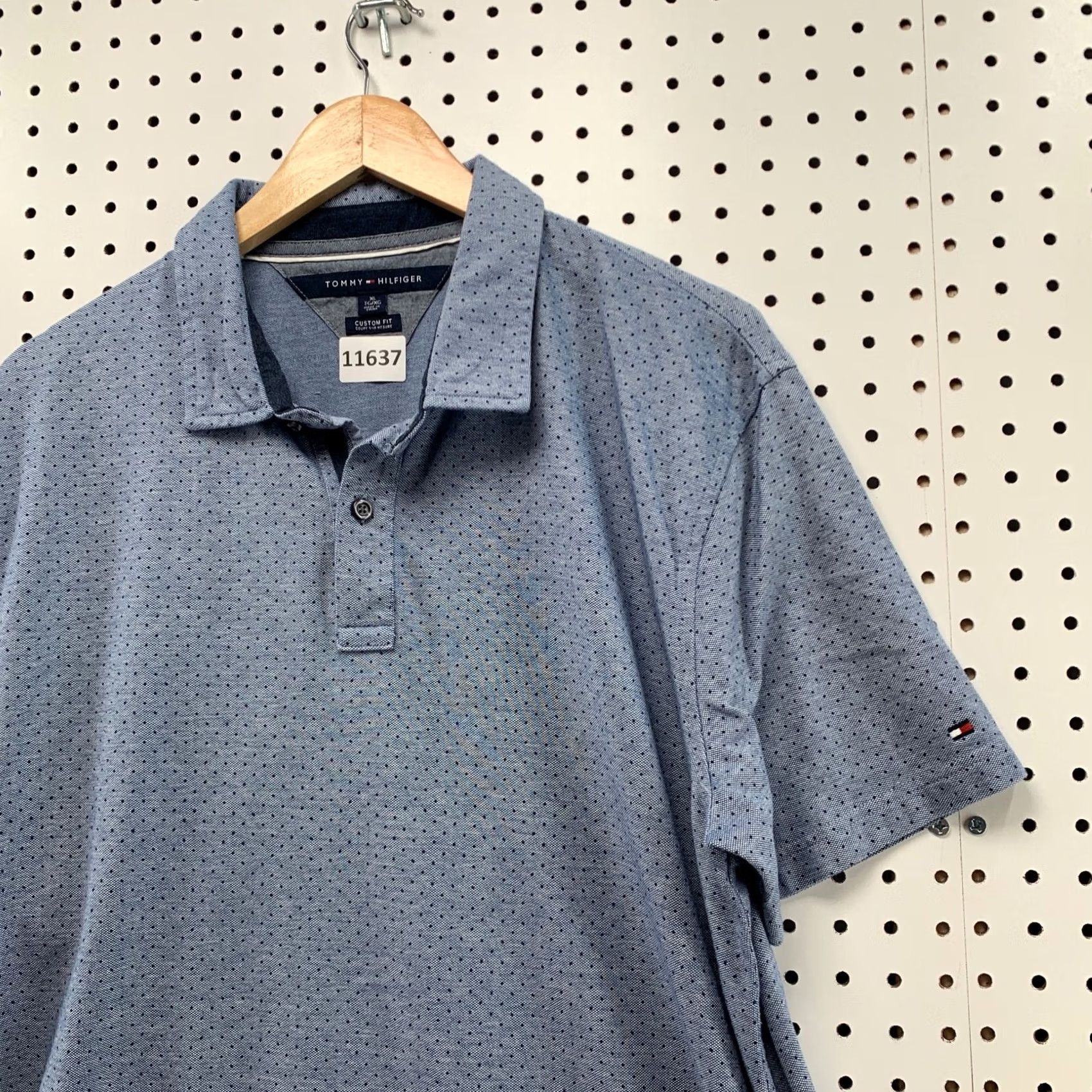 Tommy Hilfiger Tommy Hilfiger Polo Shirt Mens XL Blue Polka Dot Short Sleeve Casual Custom Fit Shirt Size US XL / EU 56 / 4 - 4 Thumbnail