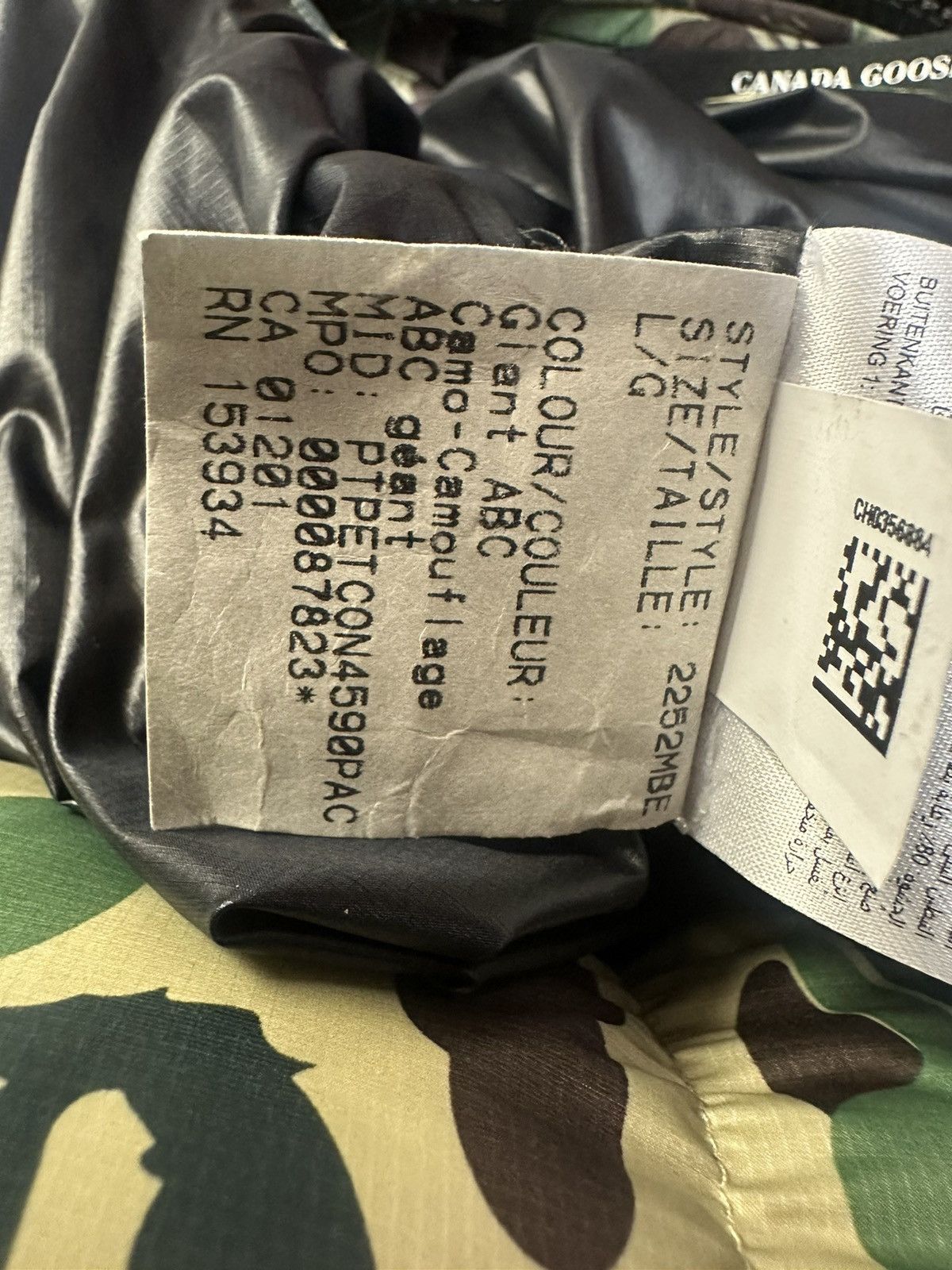 Bape × Canada Goose Bape x Canada Goose ABC Camo Crofton Puffer Jacket Size US L / EU 52-54 / 3 - 12 Thumbnail