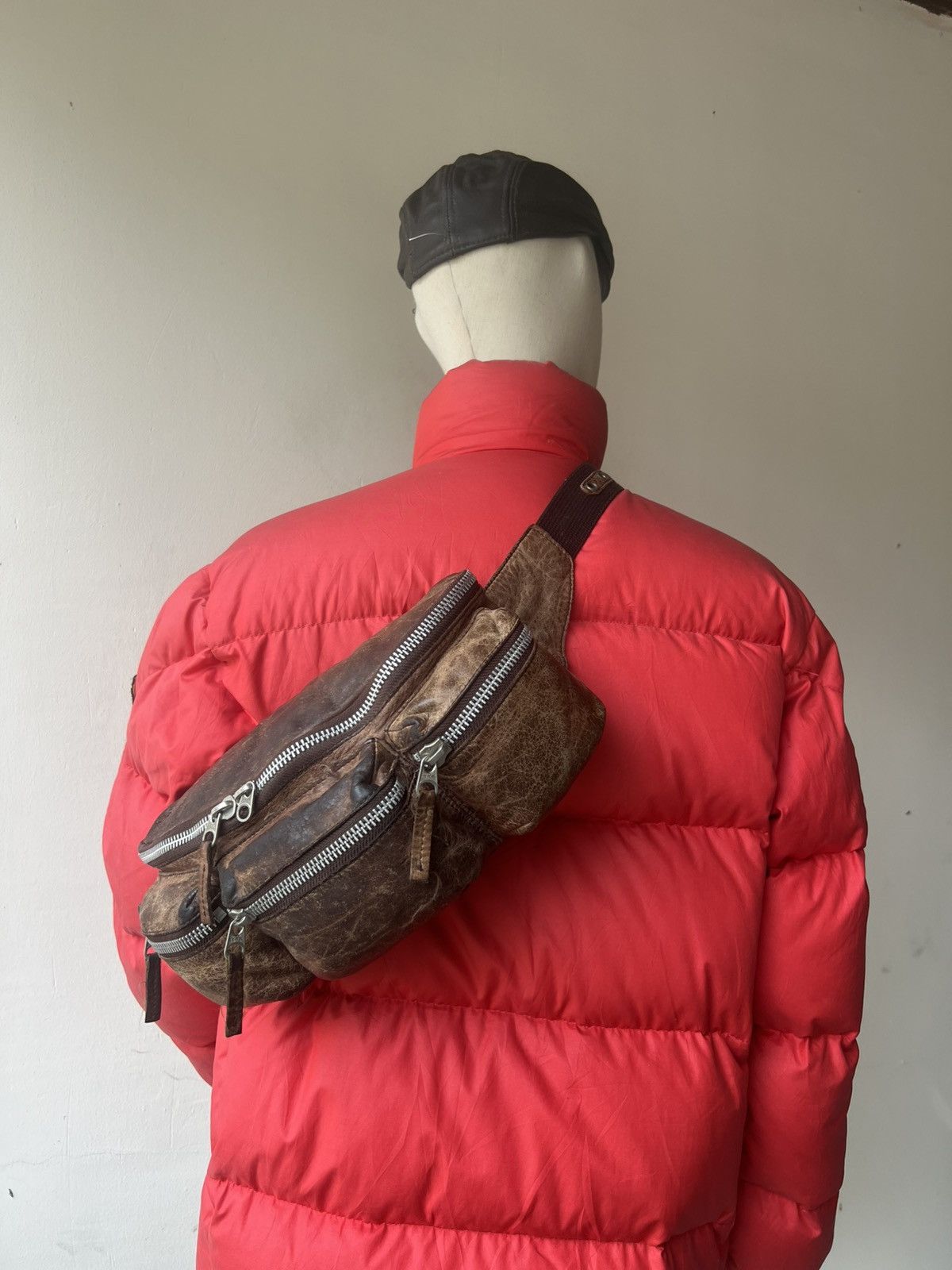 Avirex Vintage 2000s Avirex Distress Patina Leather Cargo Chest Bag Size ONE SIZE - 1 Thumbnail