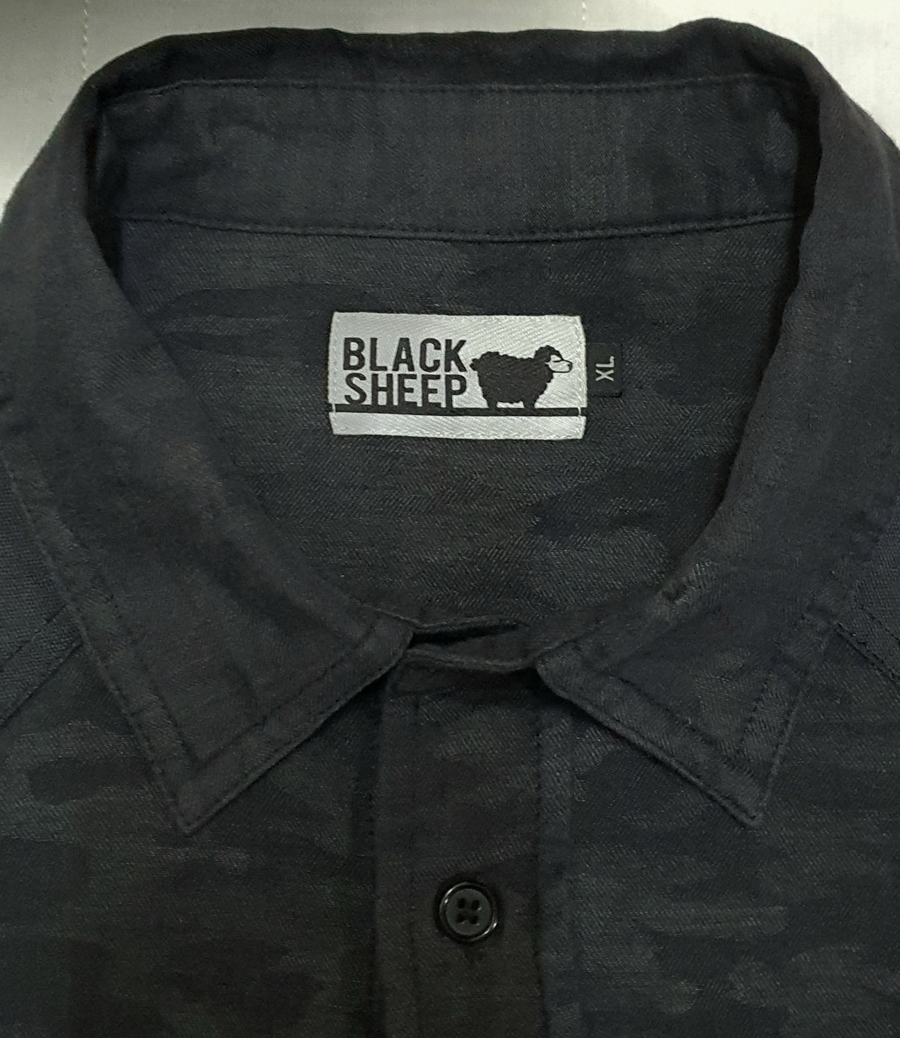 Black Sheep Black Sheep Camo Western Embroidery Buttons Up Shirt (M) Size US M / EU 48-50 / 2 - 3 Thumbnail