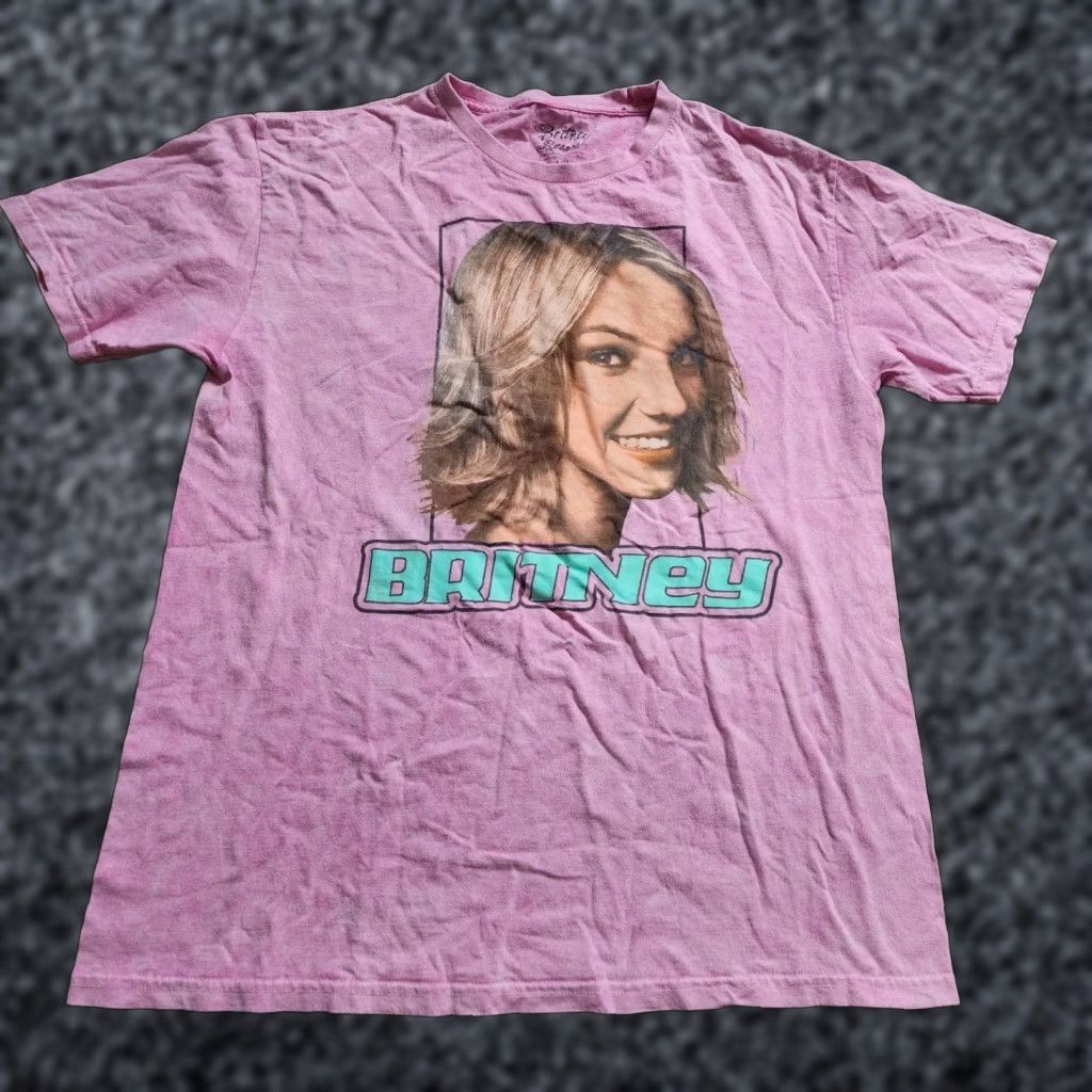 Vintage Womens Britney Spears L Short Hair Stonewashed Shirt Size L / US 10 / IT 46 - 1 Thumbnail