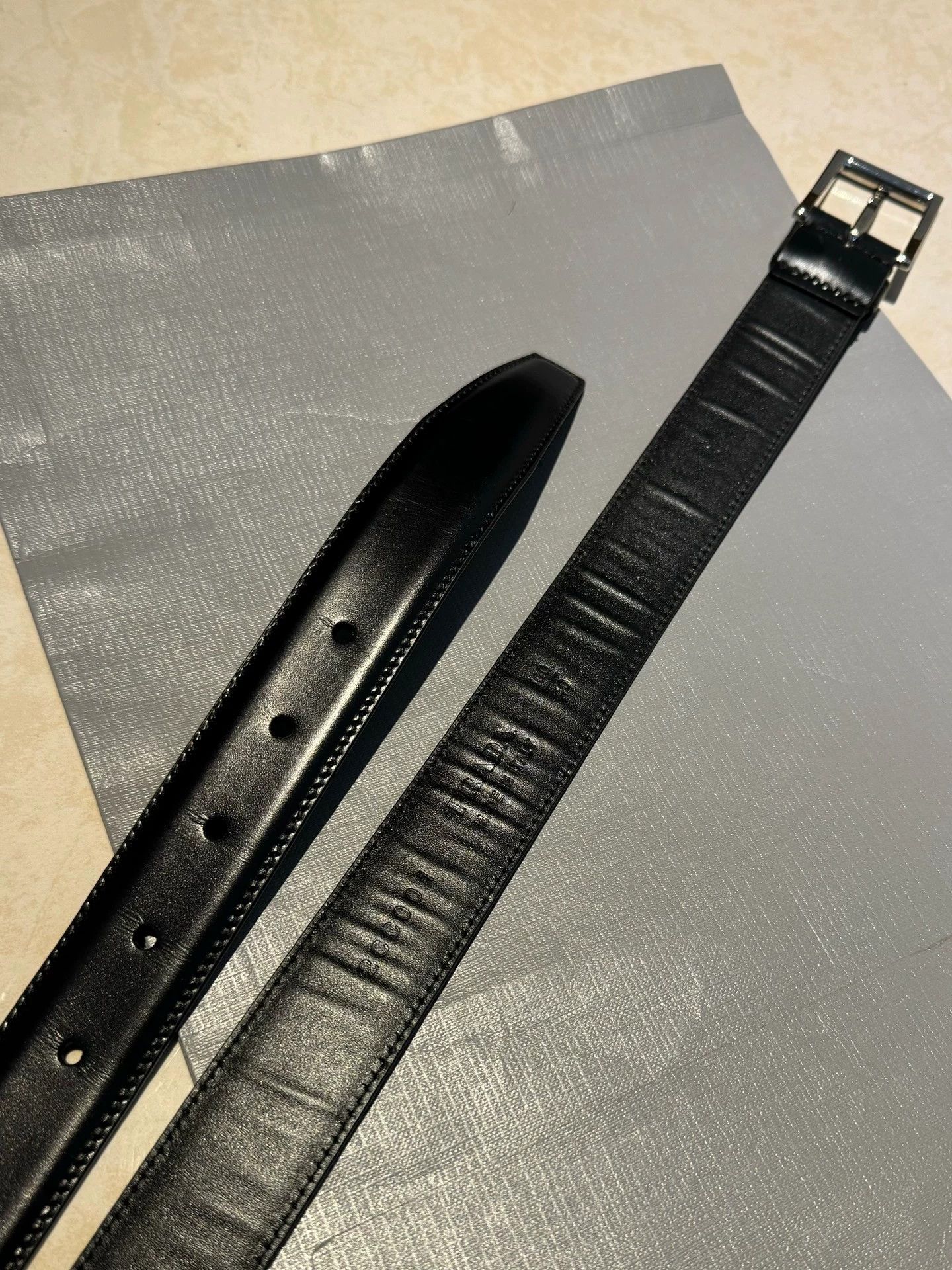 Prada Prada Stitched Belt Black Soft Leather Unisex 9/10 Size ONE SIZE - 4 Thumbnail