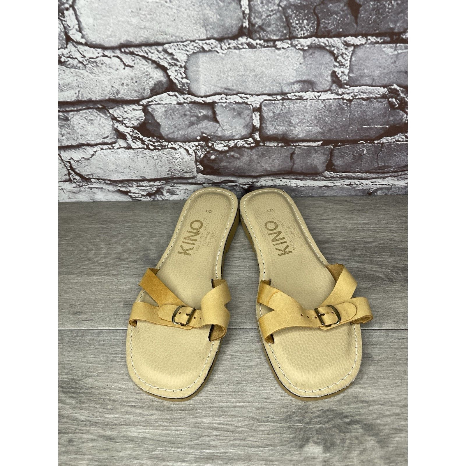 Other KINO Tan Yellow Slides Buckle Strap Cushion Comfort Sandals Size US 8 / IT 38 - 13 Thumbnail