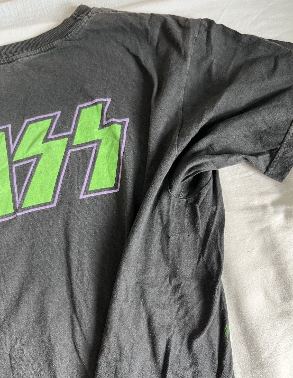 Band Tees × KISS × Vintage Vintage 90s Kiss Band Shirt Faded XL 1991 Winterland Size US XL / EU 56 / 4 - 8 Thumbnail