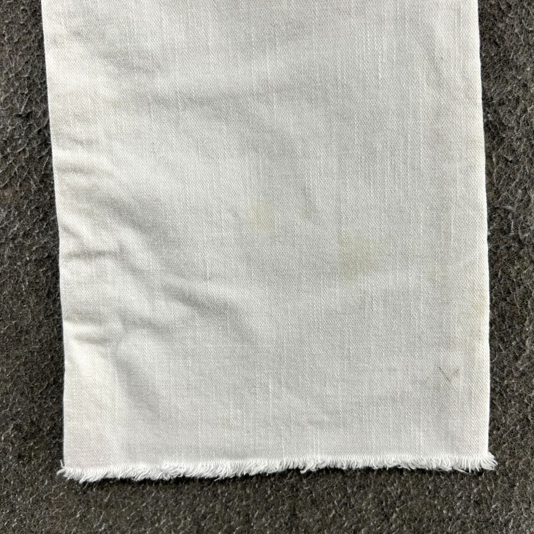 Miss Me Miss Me Jeans Womens 30x28 White Bootcut Denim 5-Pocket Distressed Hemmed Light Wash Thick Stitch Logo Vintage: No Mens Womens Girls Size 30" / US 8 / IT 44 - 5 Thumbnail