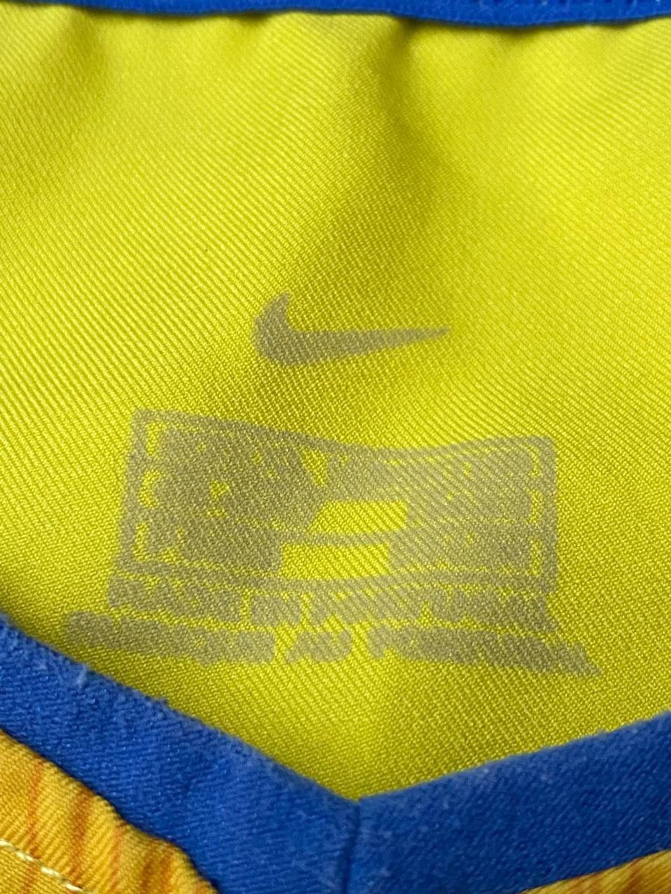 Nike Nike Leeds United soccer jersey tee Size US XL / EU 56 / 4 - 5 Thumbnail