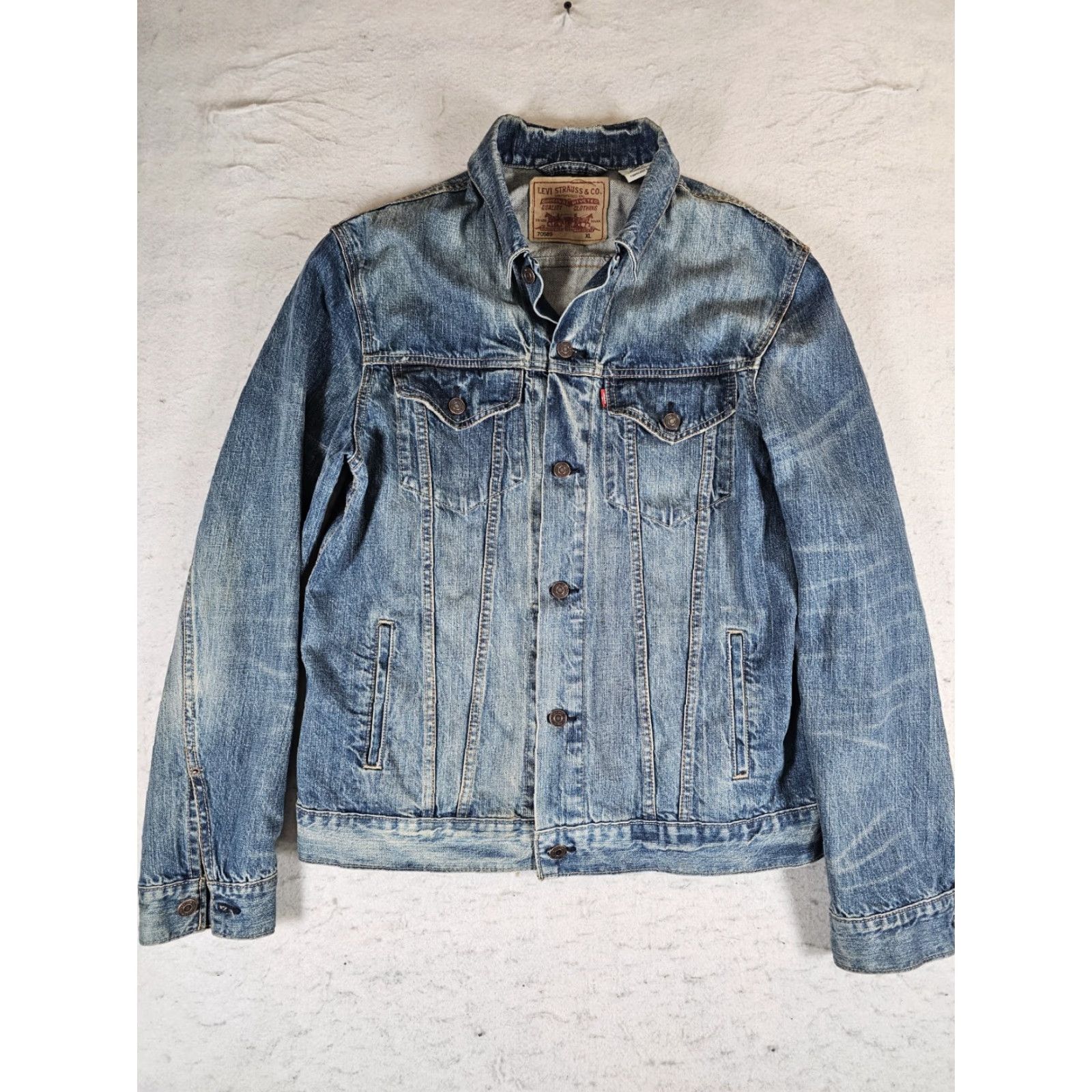 Levi's VINTAGE Levi's Trucker Denim Jacket Mens XL Medium Wash Signature 90s Casual Denim Jacket Mens XL Blue Size US 36 / EU 52 - 2 Thumbnail