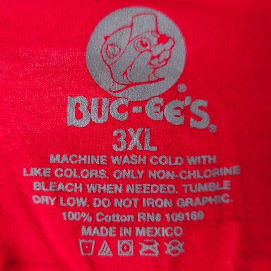 Vintage Buc-ees Christmas T Shirt Mens 3XL Red Holiday Never Calm Always Bright Buc-ees Beaver Cartoon Christmas Be... Size US XXL / EU 58 / 5 - 6 Thumbnail