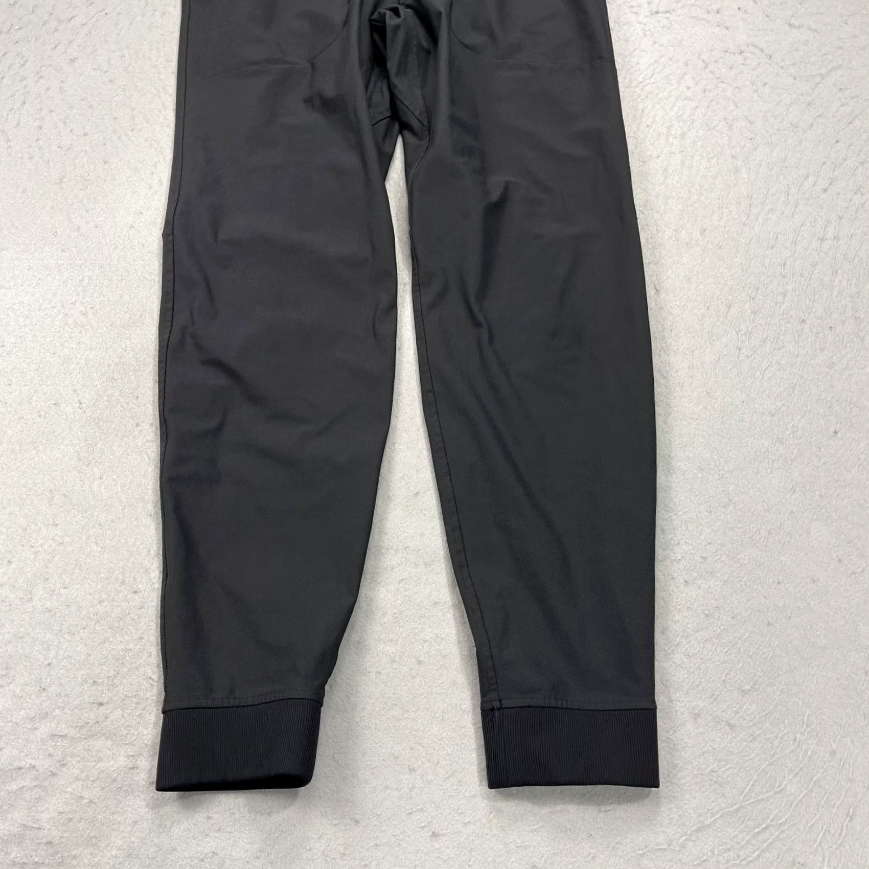 Lululemon Lululemon ABC Jogger Pants M Black Athletic 30 Inseam Slim Tapered Gym Workout Pockets Elastic Waist Men Size US 31 - 3 Thumbnail