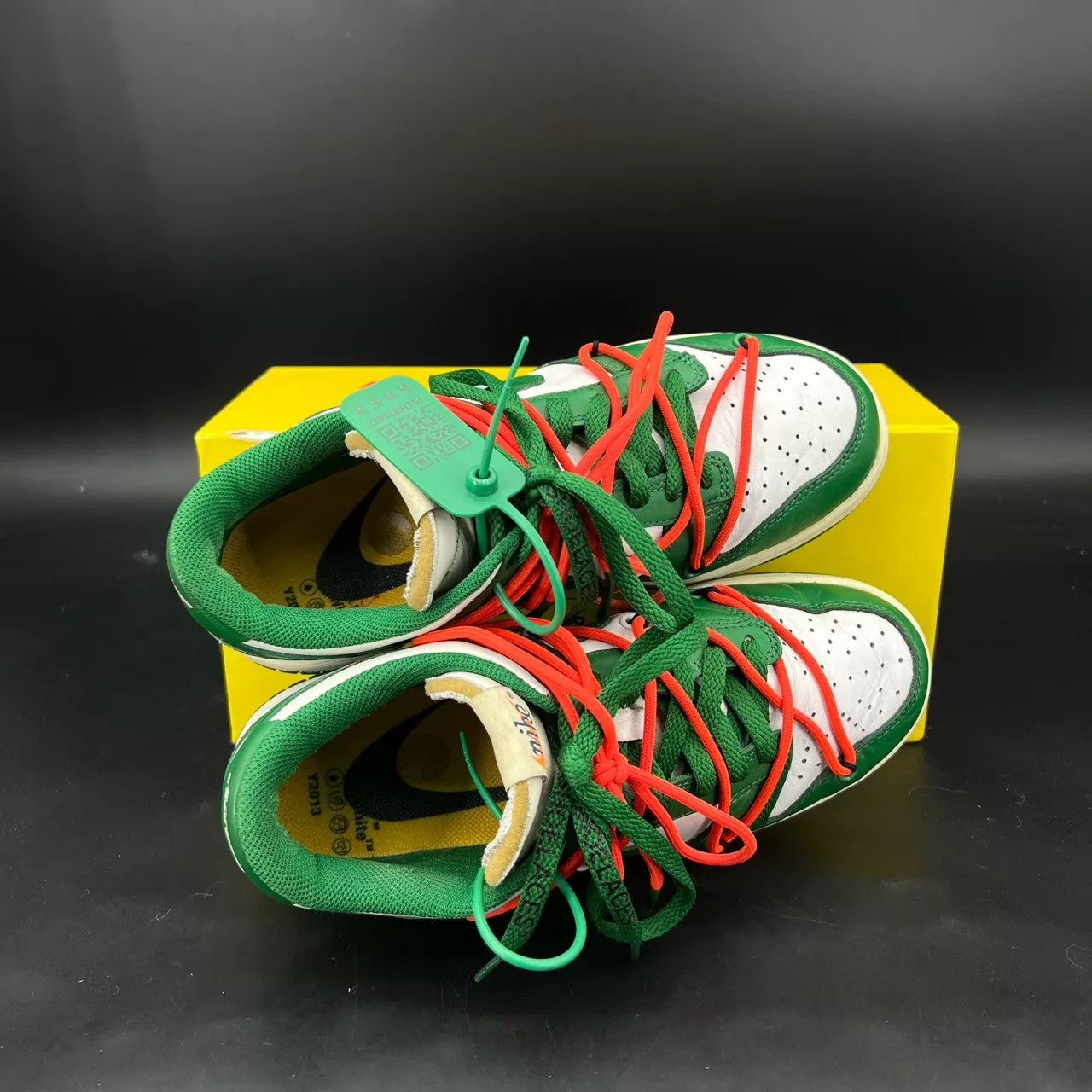 Louis Vuitton Nike OW Dunk white green size 40 Size US 7 / EU 40 - 8 Thumbnail