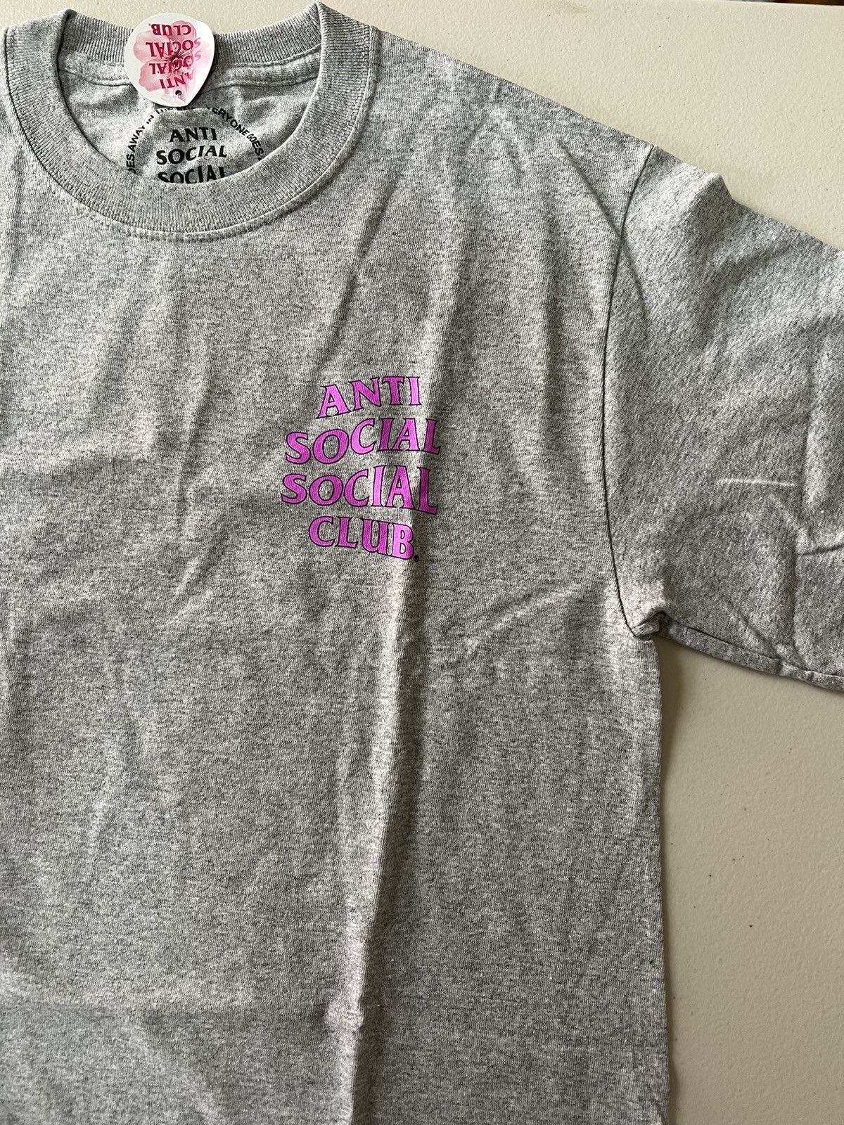 Anti Social Social Club Anti Social Social Club Berlín Tee Size US S / EU 44-46 / 1 - 4 Thumbnail