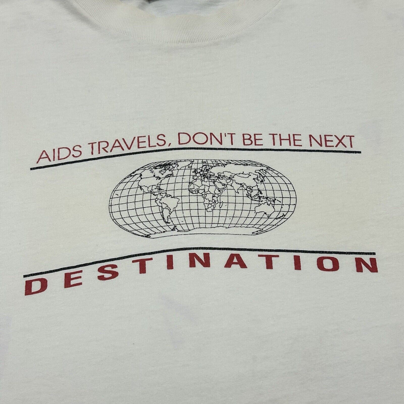 Vintage Vintage 90s AIDS Travels Safe Sex RARE Obscure White T-shirt Size US XL / EU 56 / 4 - 3 Thumbnail
