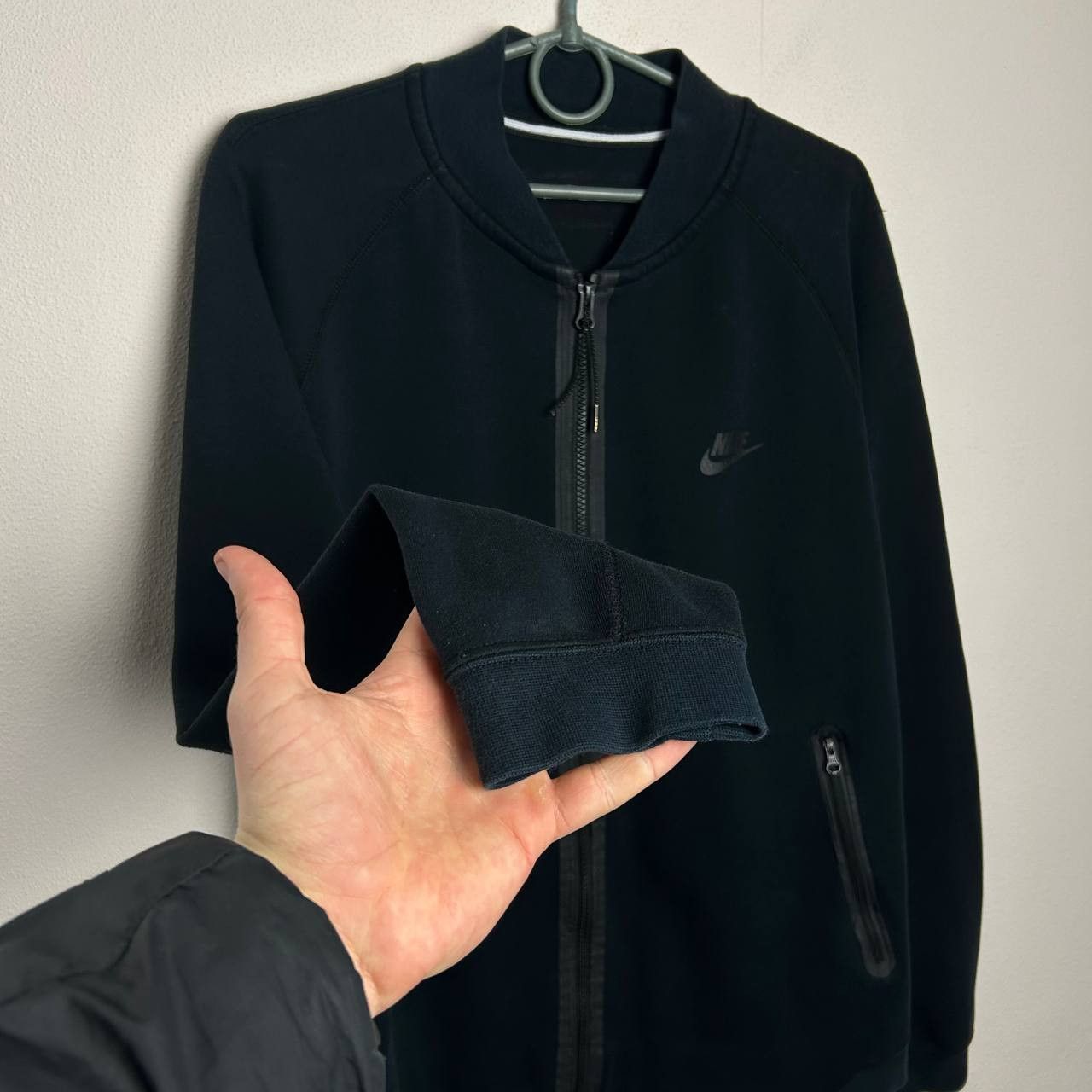 Nike Mens Nike Tech Fleece Streetwear black Zip Sweatshirt Size US M / EU 48-50 / 2 - 9 Thumbnail