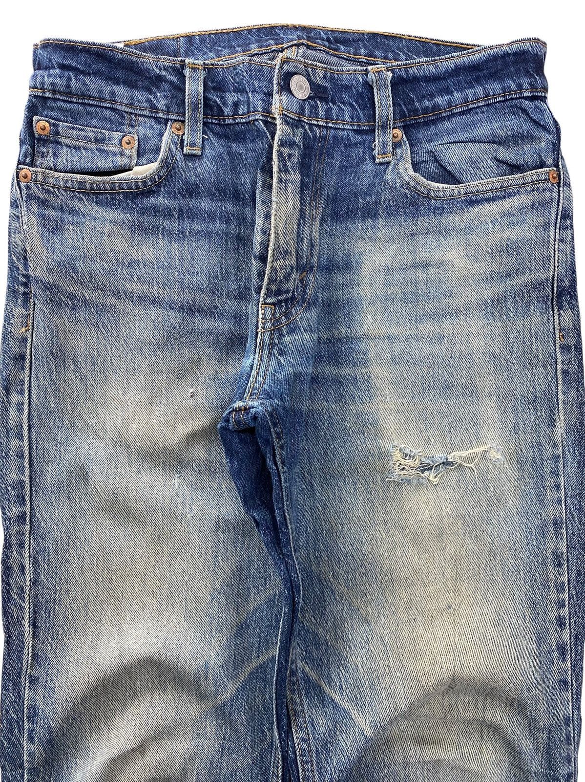 Levi's Levi’s Faded Wash Ripped Style Straight Leg Jeans Size US 30 / EU 46 - 2 Thumbnail