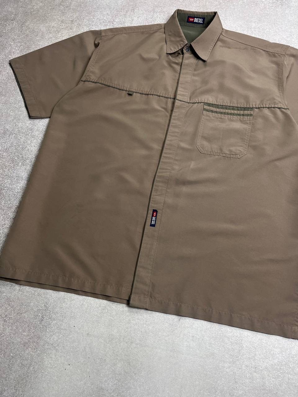 Diesel Vintage Diesel Archival Boxy Cropped Shirt Y2K L Size US L / EU 52-54 / 3 - 2 Thumbnail