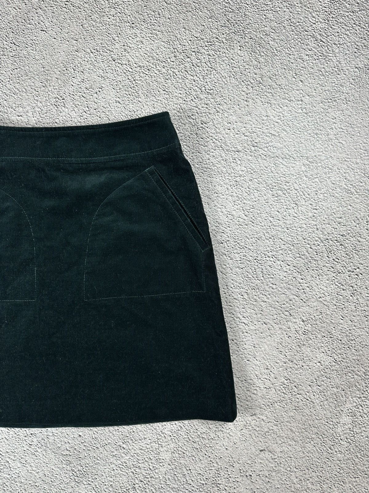 A.P.C. Vintage A.P.C Corduroy Velvet Skirt Old Money Style Classic Size 27" / US 4 / IT 40 - 4 Thumbnail