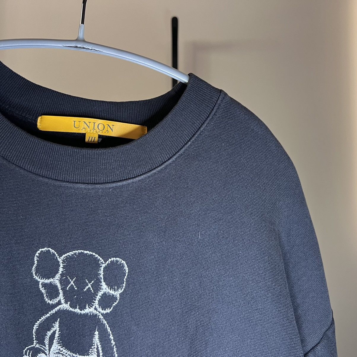 Union LA UNIONTOKYO X KAWS CREWNECK Size US L / EU 52-54 / 3 - 2 Thumbnail