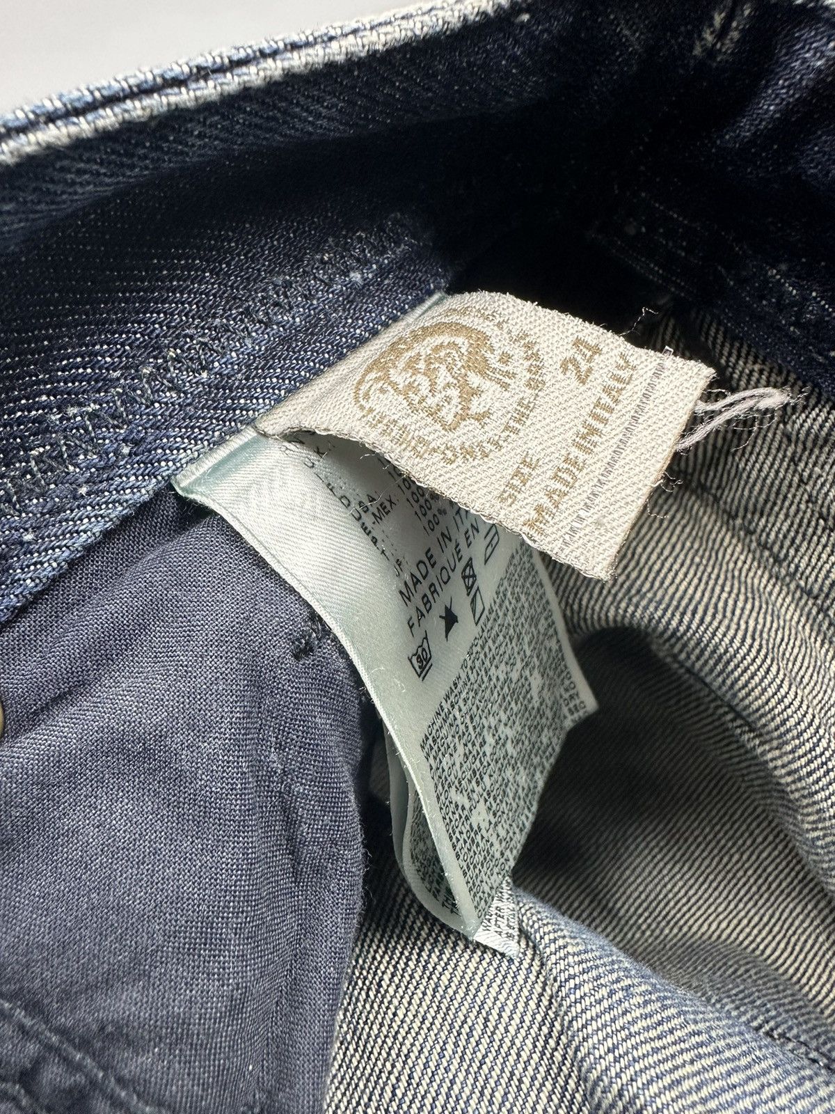 Diesel × Vintage 🔥Rare🔥Distressed Vintage Diesel Industry Lowky Regular Denim Size US 28 / EU 44 - 10 Thumbnail