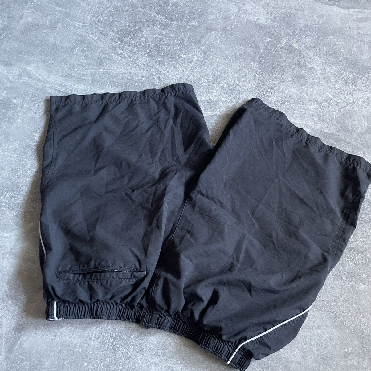 Nike Vintage Y2K Nylon Nike Shorts 00s Drill band tn shox corteiz Size US 36 / EU 52 - 4 Thumbnail