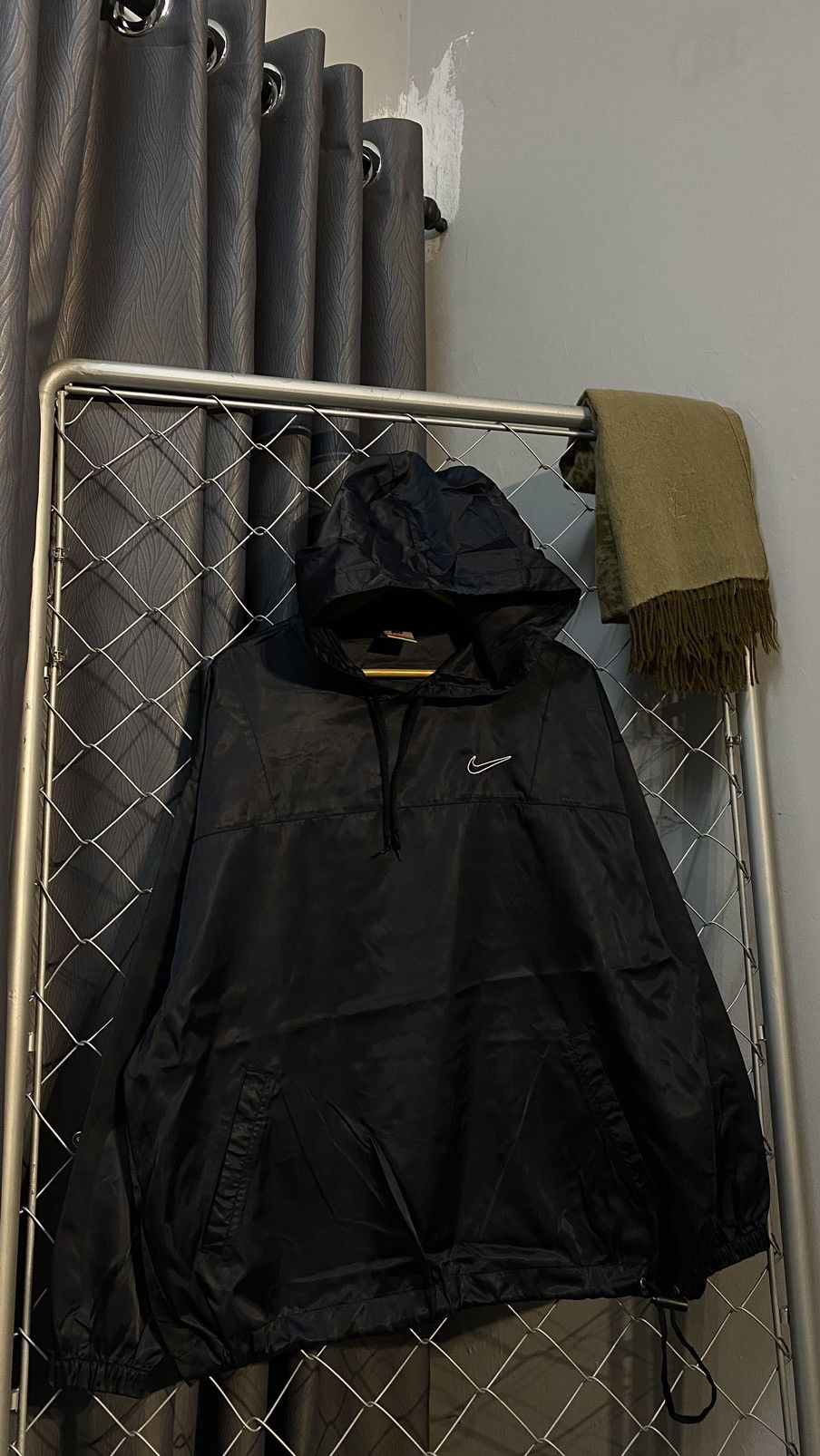 Nike × Vintage VINTAGE 90's NIKE WINDBREAKER JACKET SINGLE LAYER LARGE Size US XL / EU 56 / 4 - 1 Thumbnail