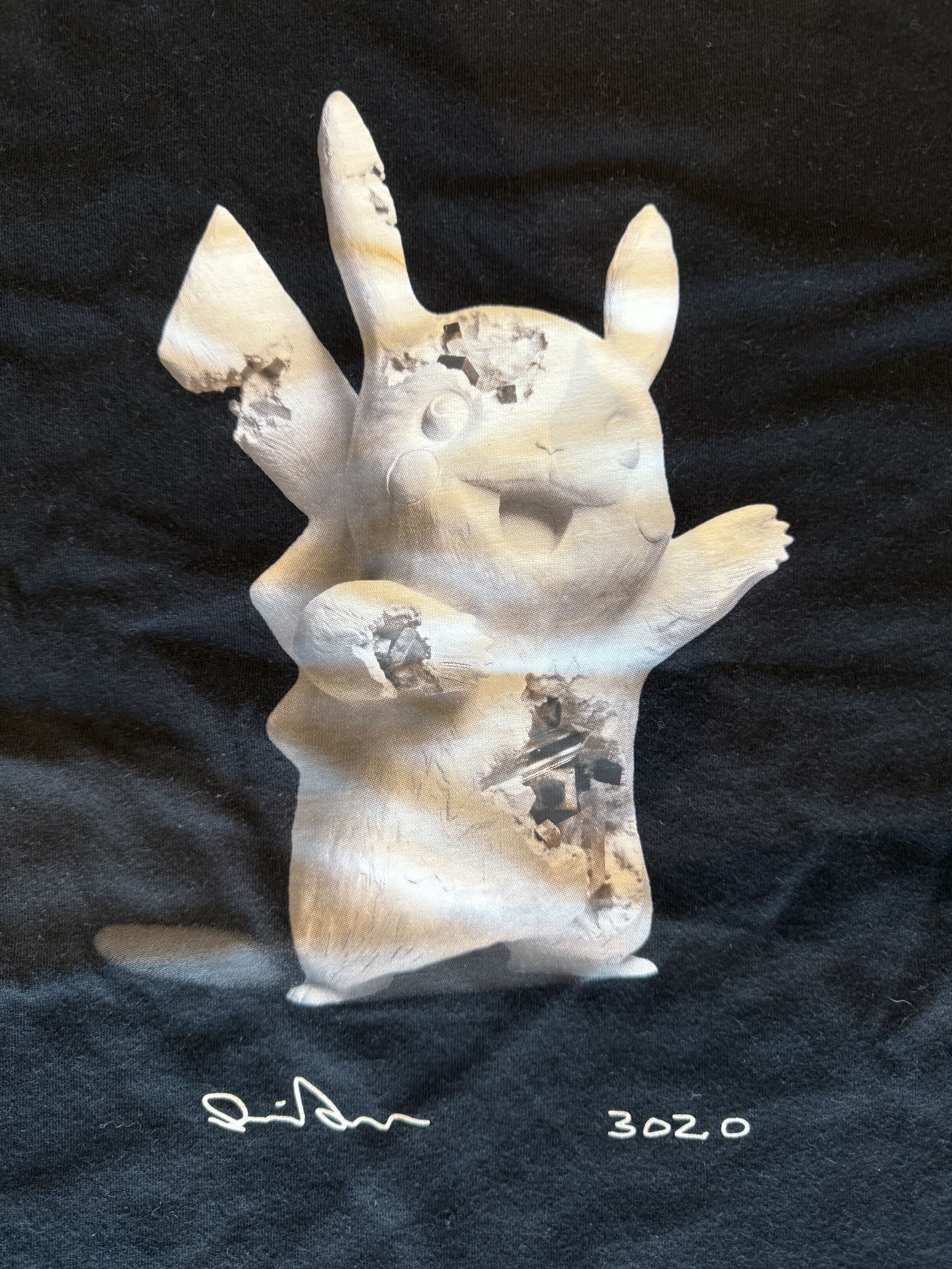 Daniel Arsham × Pokemon × Uniqlo 💚 Daniel Arsham x Pokemon x Uniqlo Pikachu Tee Black Size US L / EU 52-54 / 3 - 3 Thumbnail