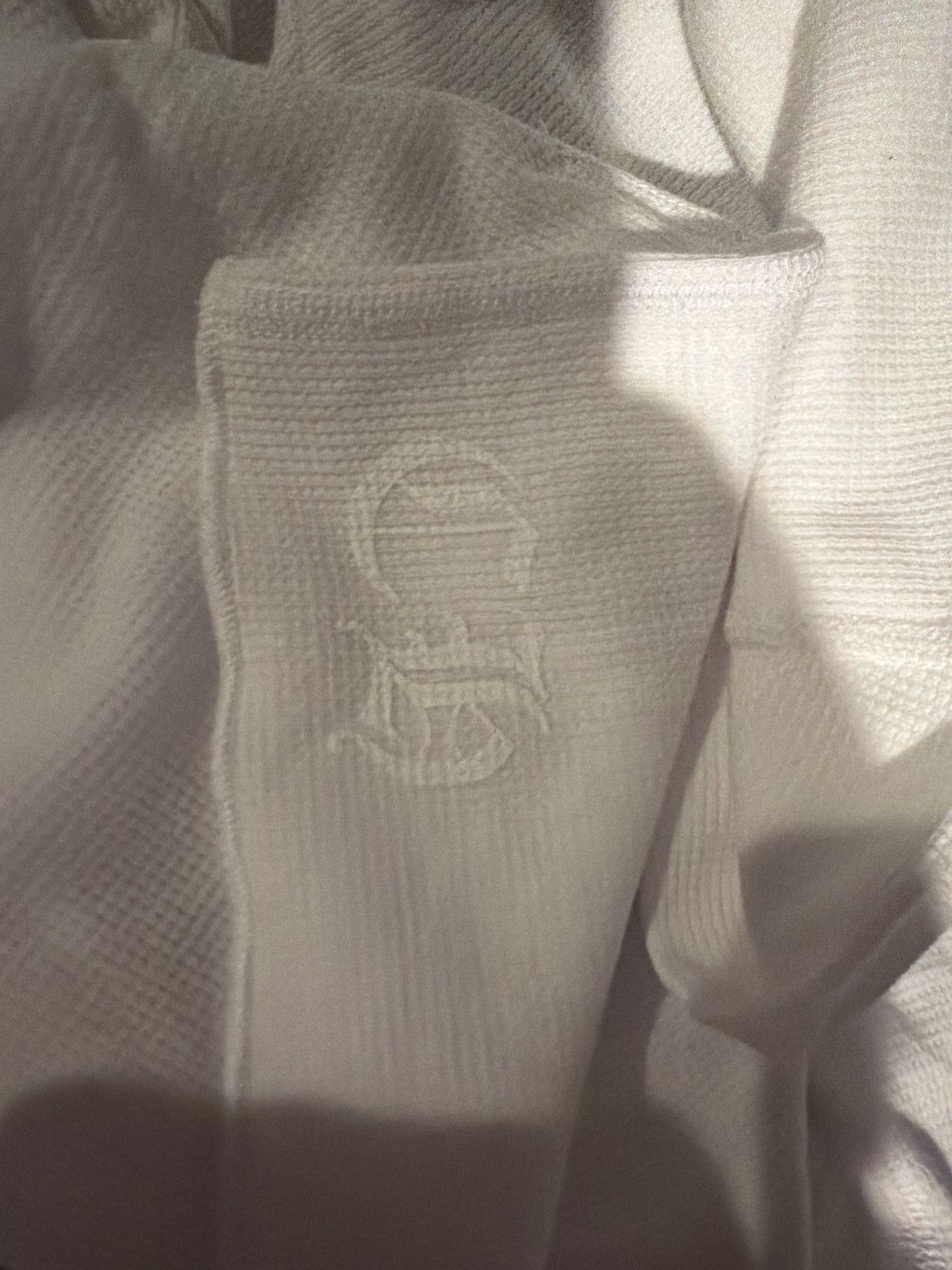 Chrome Hearts Chrome hearts thermal long sleeve white black vine dagger Size US L / EU 52-54 / 3 - 4 Thumbnail