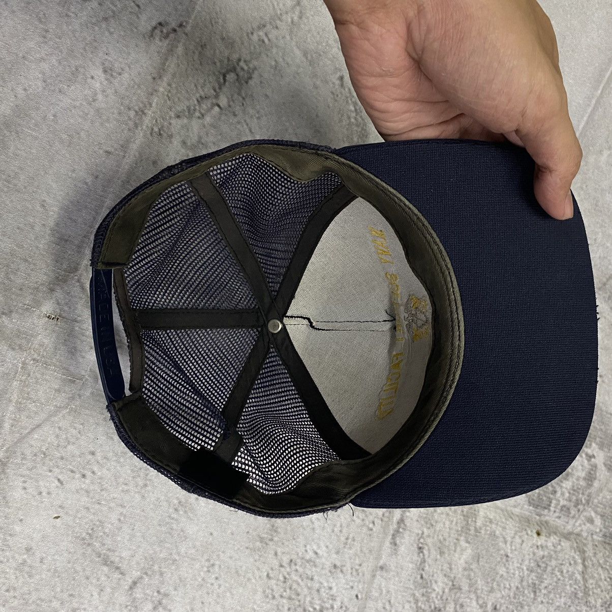Vintage Vintage Diego Garcia Trucker Hat Size ONE SIZE - 6 Thumbnail