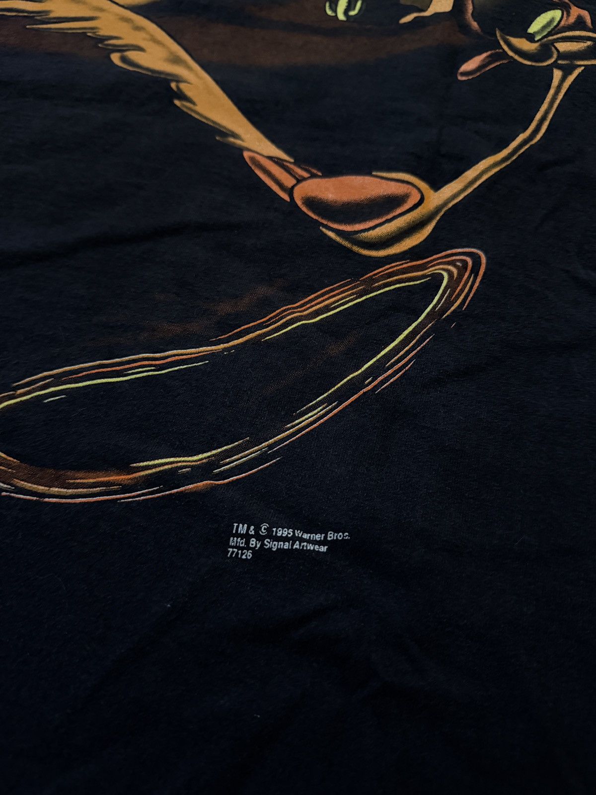 Warner Bros VINTAGE 1995 COYOTE ROAD RUNNER SHIRT AOP LOONEY TUNES Size US L / EU 52-54 / 3 - 7 Thumbnail