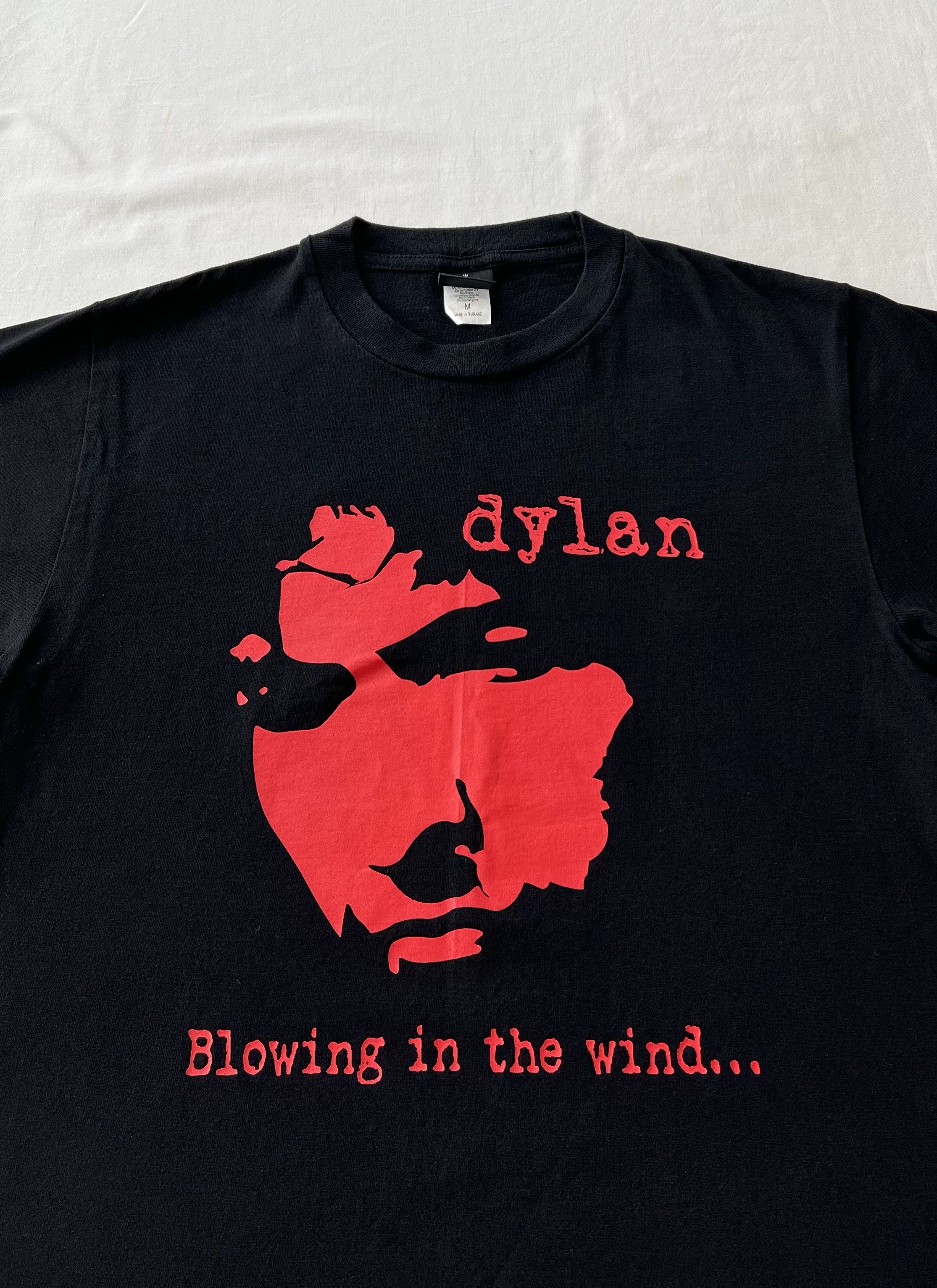 Band Tees Vintage 2000s Bob Dylan Blowing In the Wind Black T-shirt Size US M / EU 48-50 / 2 - 3 Thumbnail