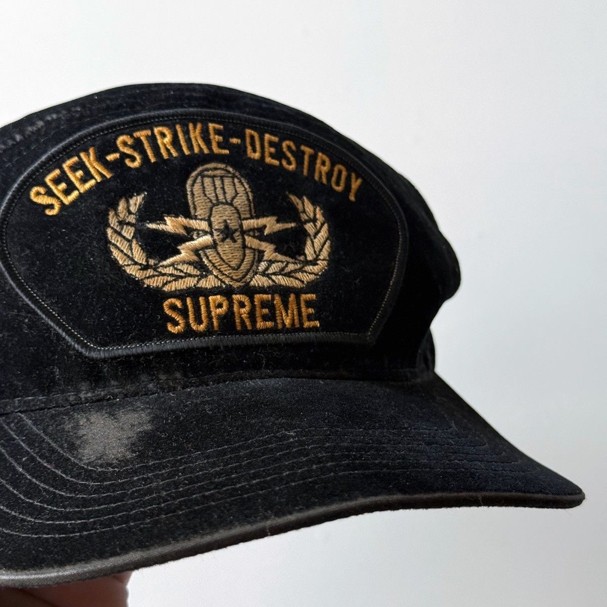 Supreme FW09 Supreme Seek & Destroy Velvet Hat Size ONE SIZE - 6 Thumbnail