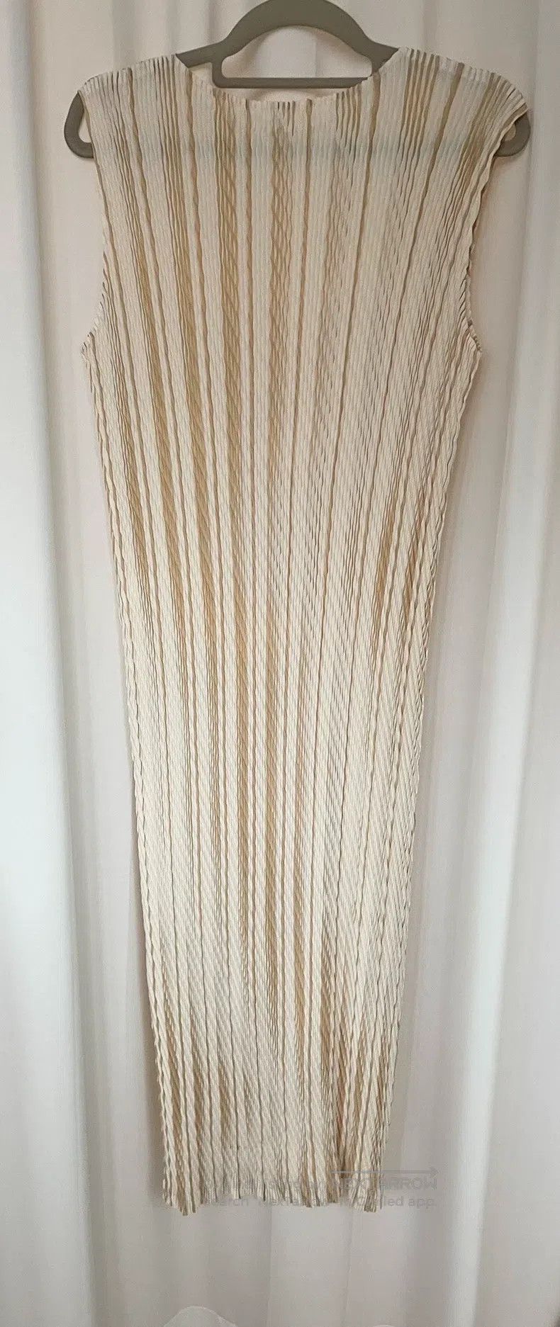Issey Miyake Issey Miyake Main Line Fish Scale Dress Beige Size M / US 6-8 / IT 42-44 - 2 Thumbnail