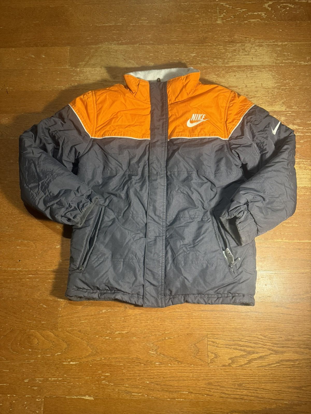 Nike Y2K Youth Nike Grey and Orange Puffer Jacket Size US M / EU 48-50 / 2 - 1 Thumbnail