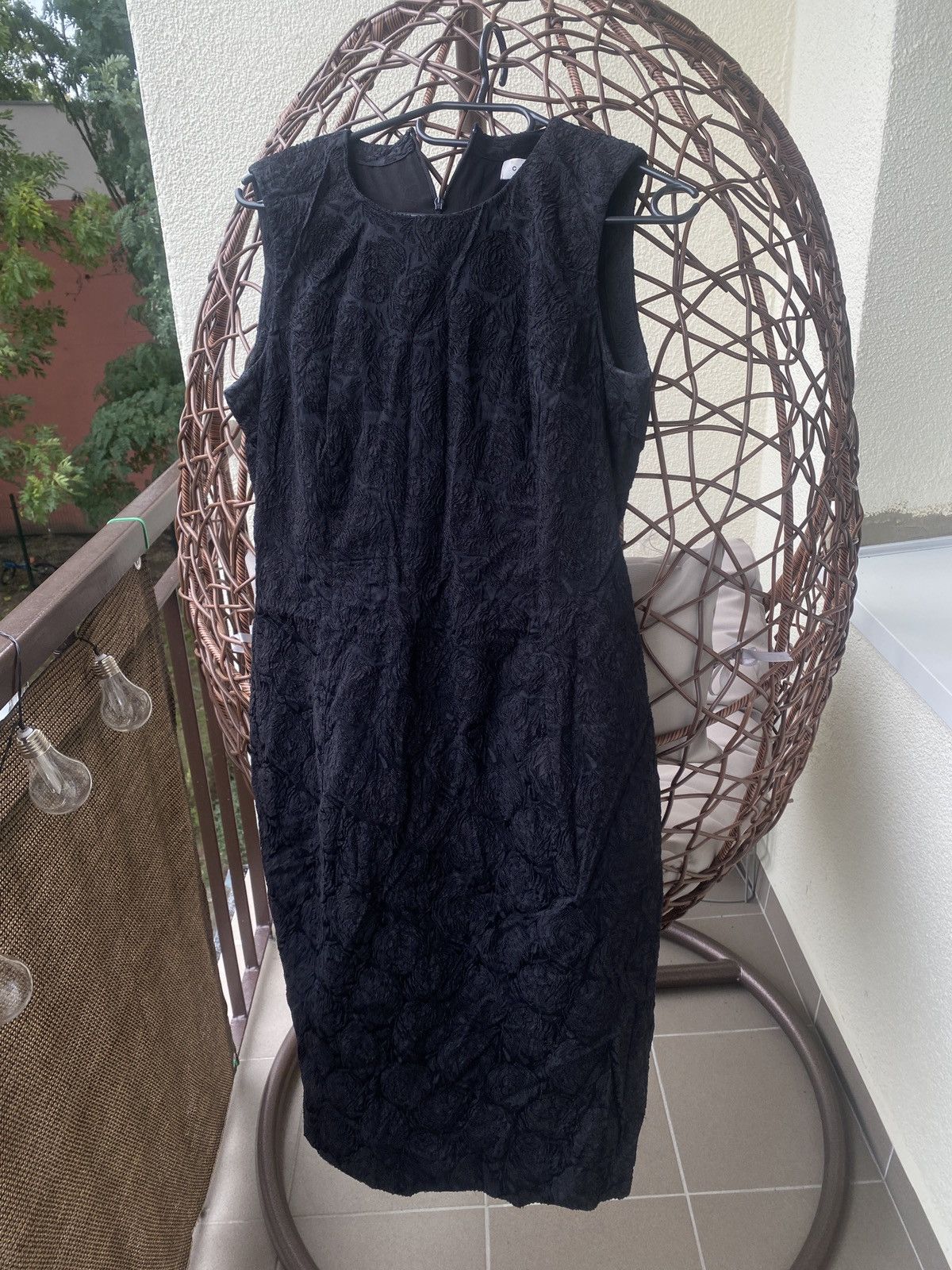 Celine Luxury vintage silk celine with rose motive dresses Size S / US 4 / IT 40 - 1 Thumbnail