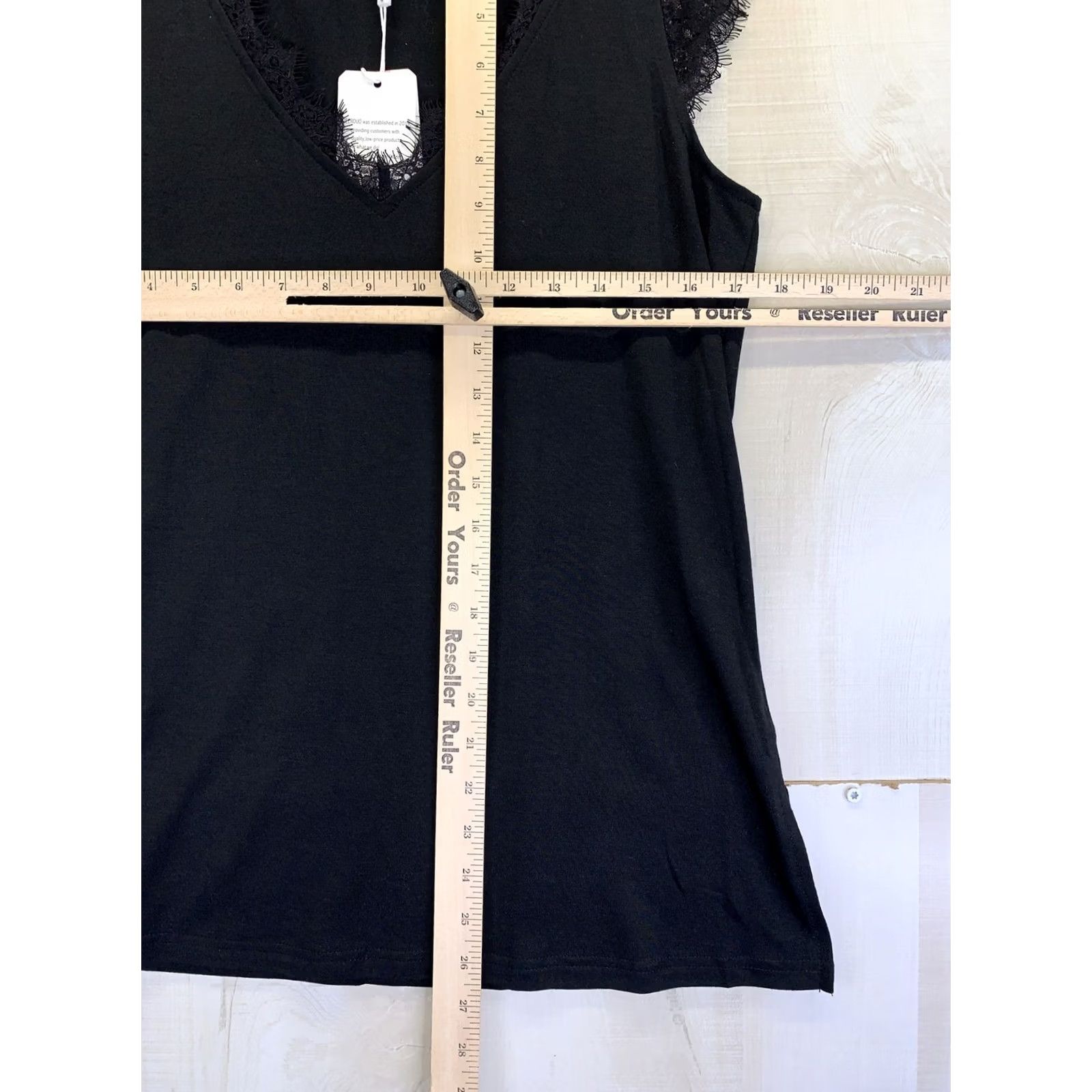 Vintage Xieerduo Womens Black Lace Cap Shoulder V Neck Top Size Small NWT-9258 T-Shirt Size S / US 4 / IT 40 - 3 Thumbnail