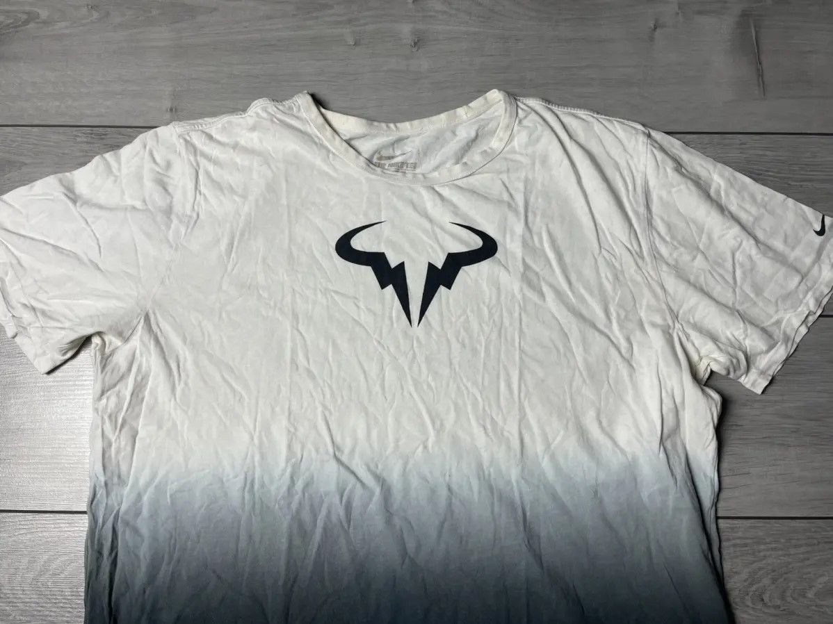 Nike Nike bulls logo T-shirt rafa sportswear size XLarge Size US XL / EU 56 / 4 - 3 Thumbnail