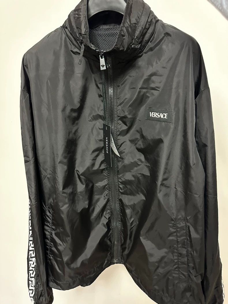 Versace Versace Men's Black Jacket with Drawstring - dmc Size US L / EU 52-54 / 3 - 1 Thumbnail