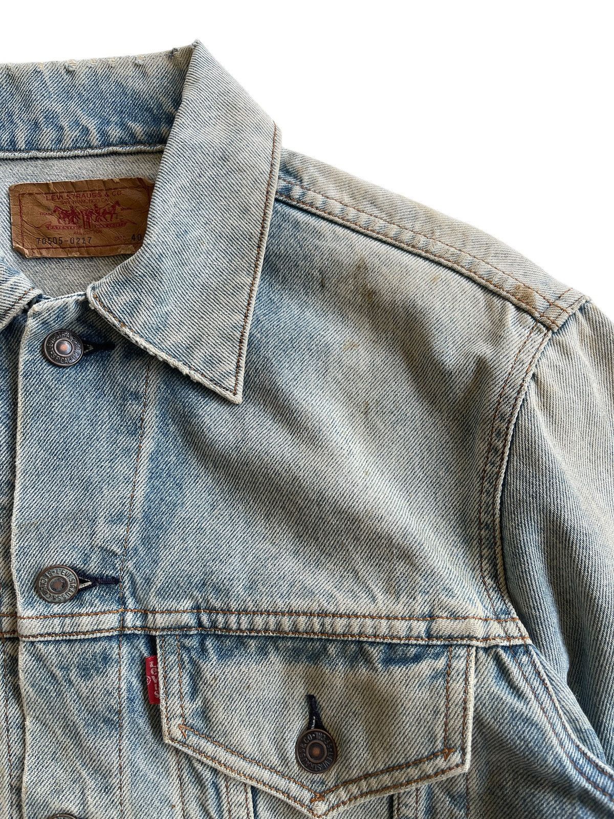 Levi's Vintage Clothing Vintage Levis Distressed Dirty Trucker Denim Jacket Size US M / EU 48-50 / 2 - 9 Thumbnail
