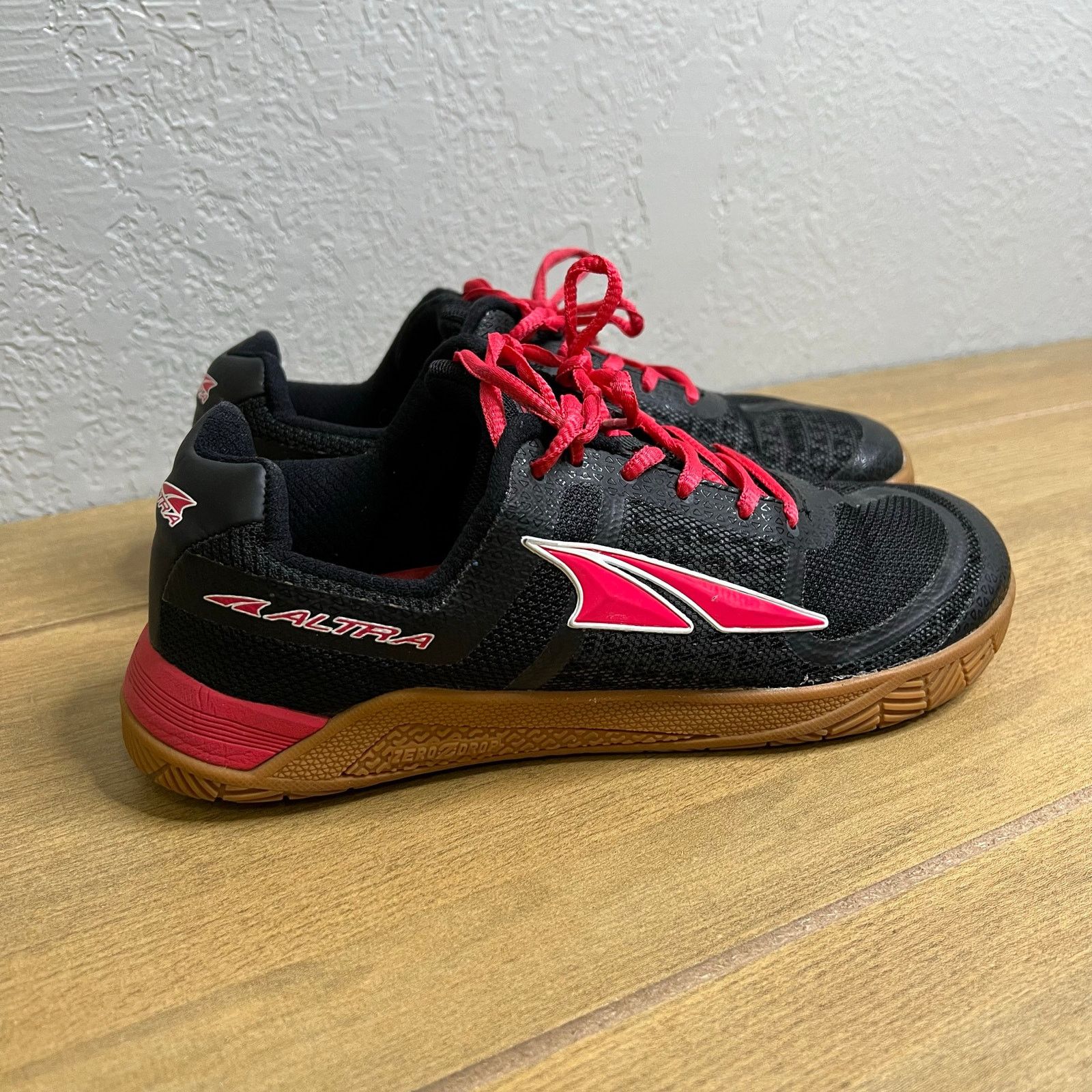 Altra Altra HIIT XT Cross Training Women 8.5 Black Shoes Running Size US 8.5 / IT 38.5 - 1 Thumbnail