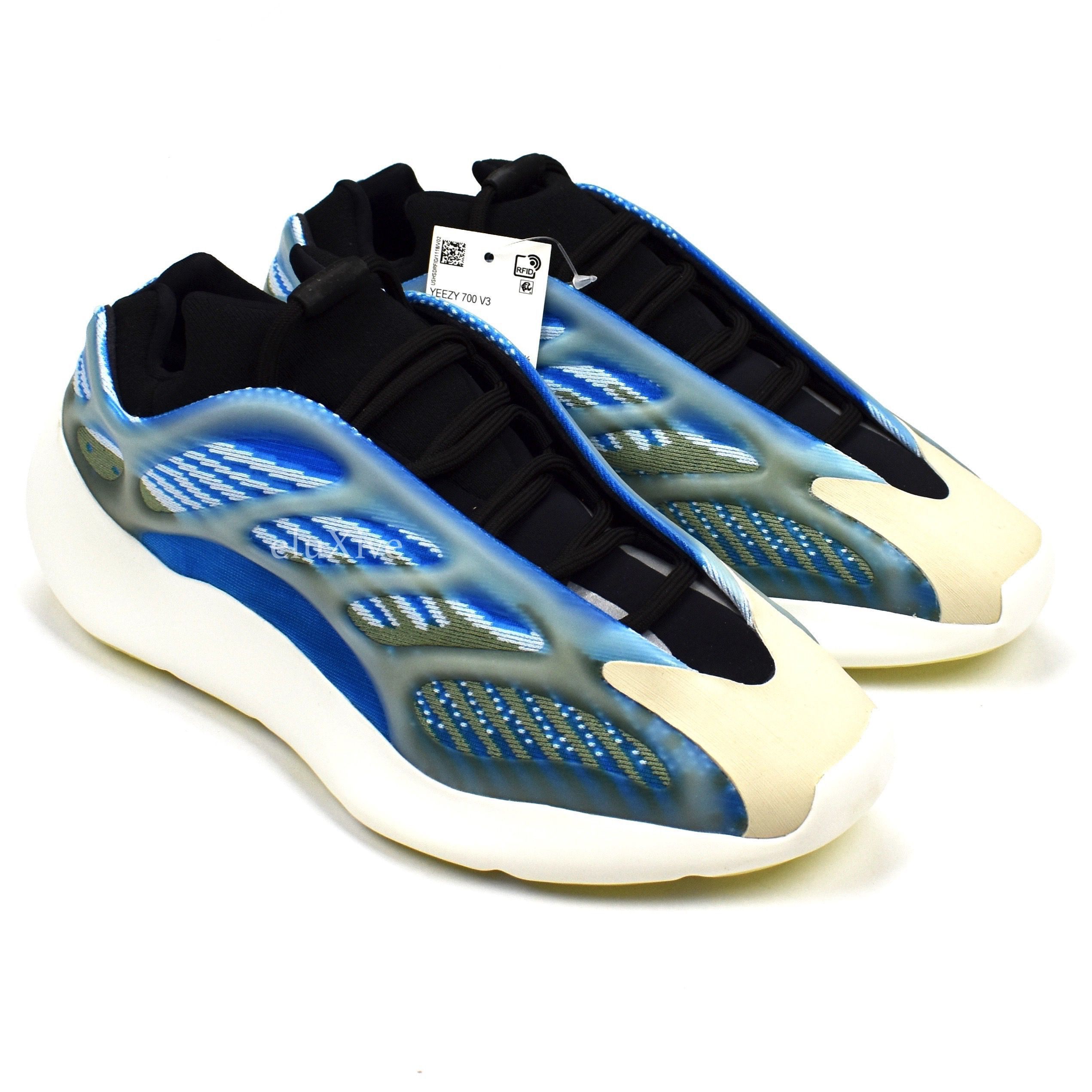 Adidas × Kanye West Yeezy 700 V3 Arzareth Blue DS Size US 9 / EU 42 - 1 Preview